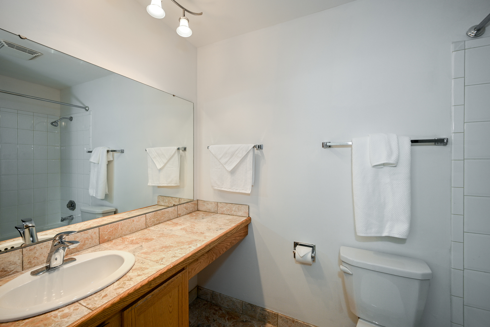 880 Johnstown Lane Unit: B