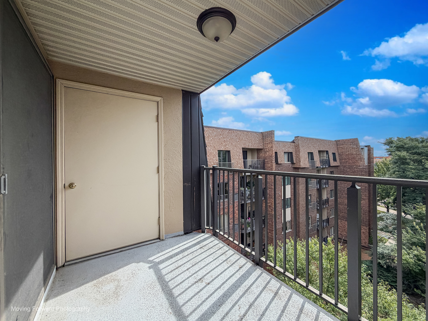 453 Raintree Drive Unit: 5K