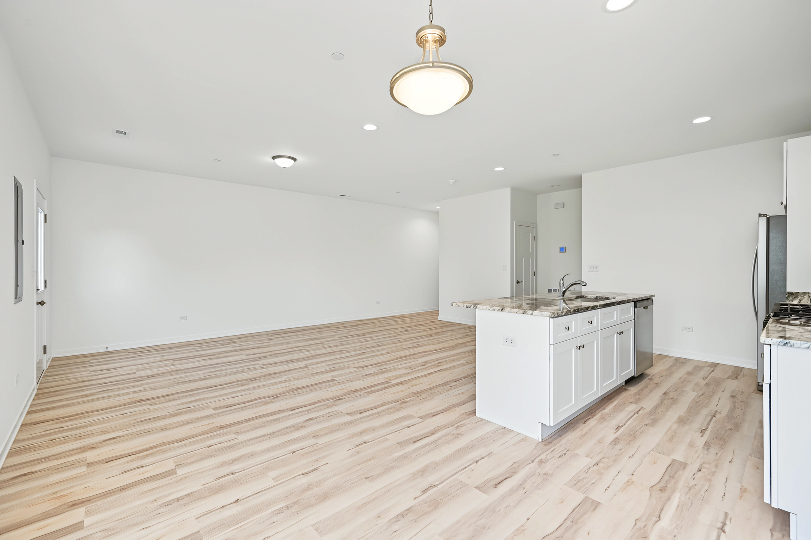 1215 Gillespie Lane