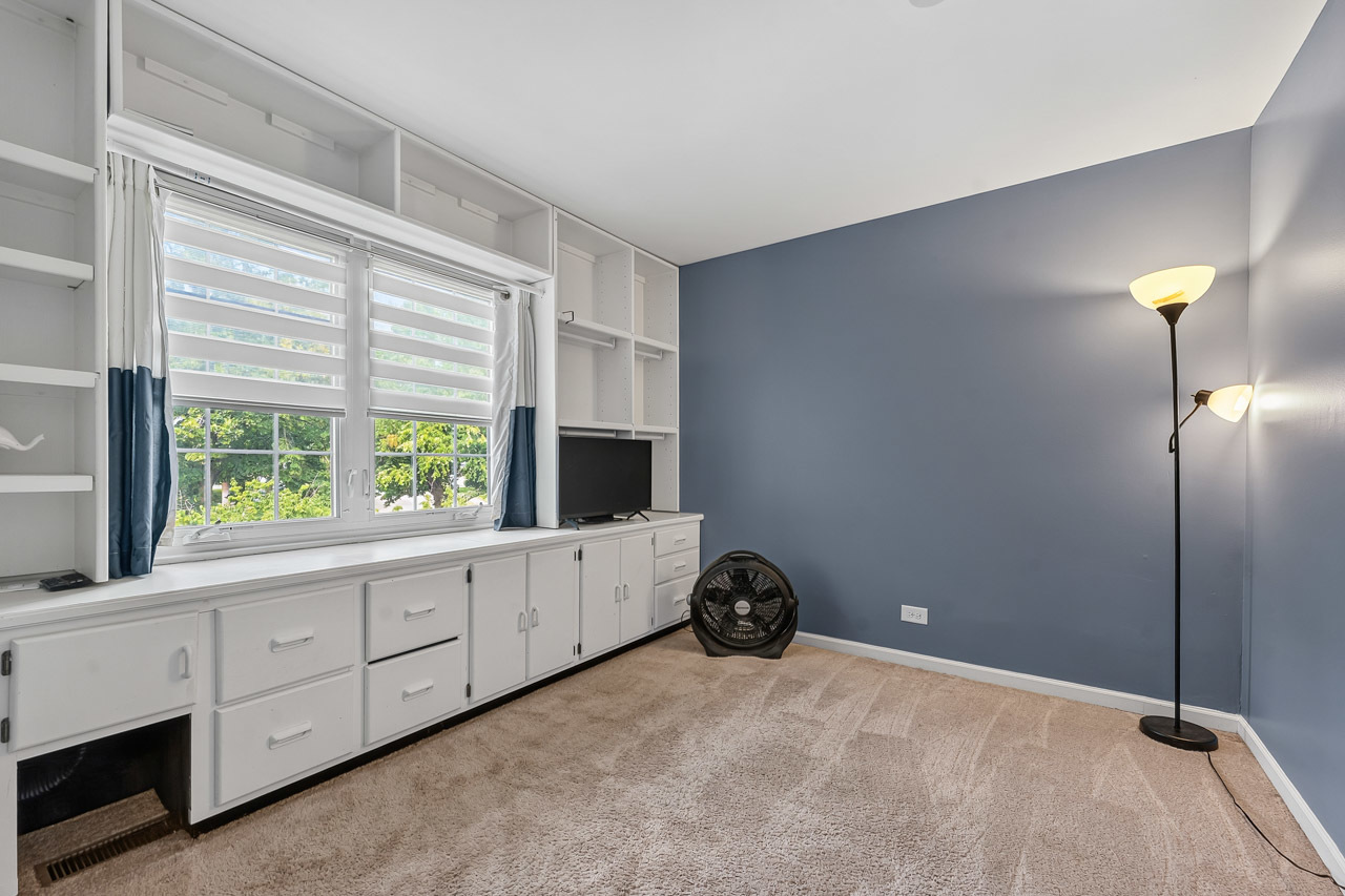 71 Golfview Drive