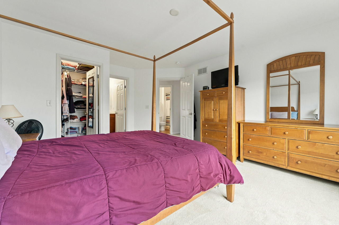 3382 Cameron Drive