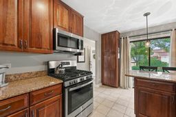 1232 Reading Court