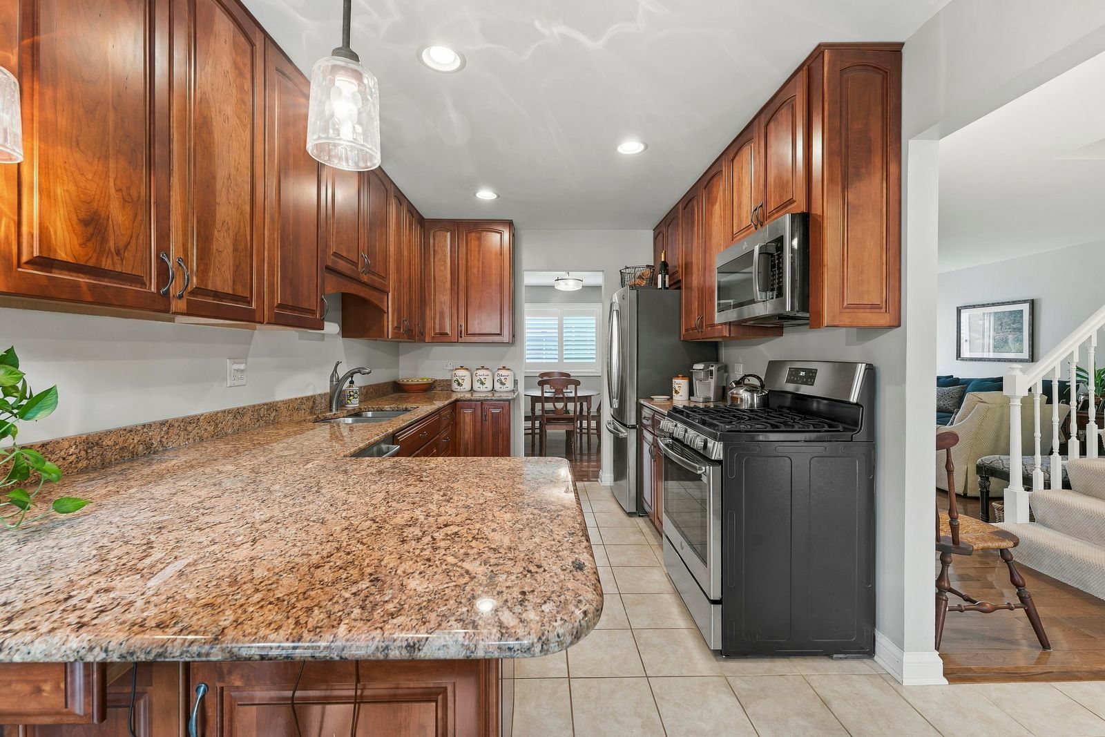 1232 Reading Court