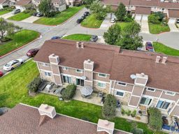 1232 Reading Court