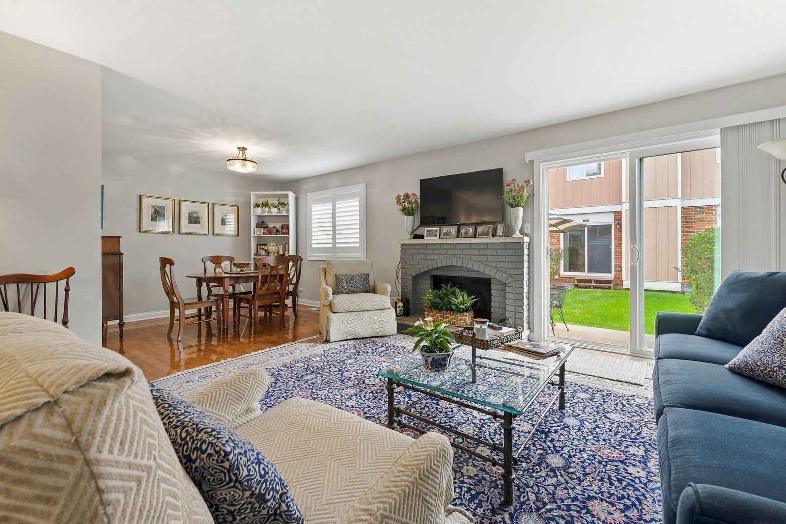 1232 Reading Court