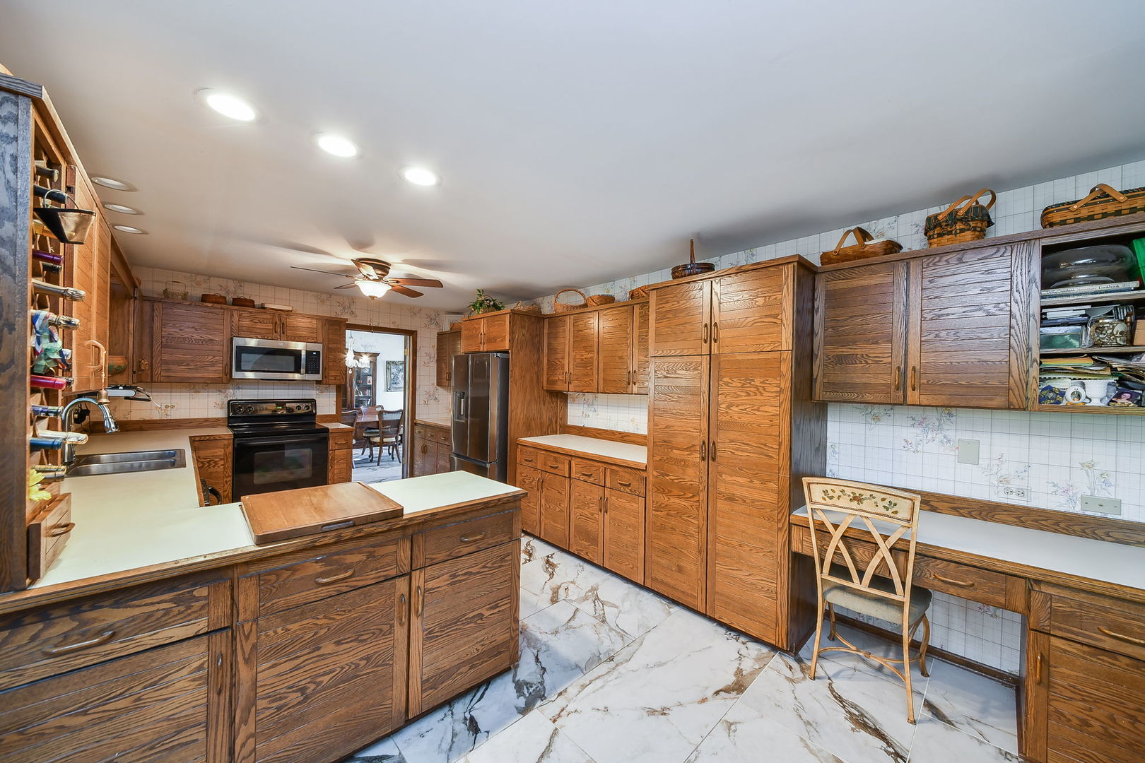 2S630 Williams Road
