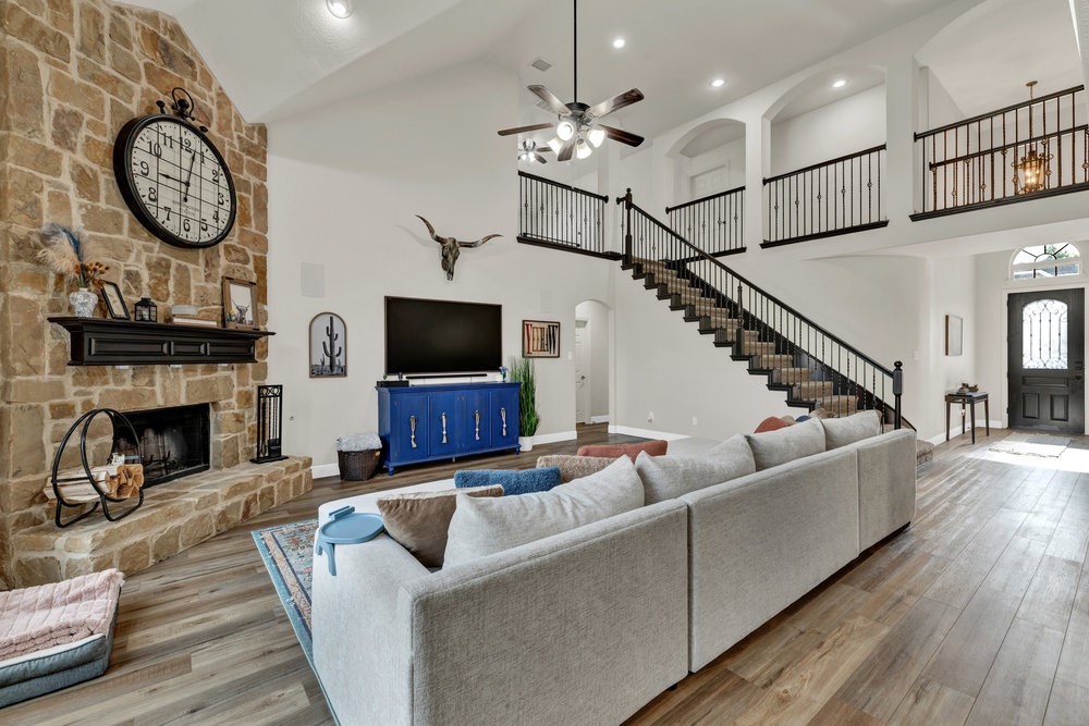 1405 Isaac Lane