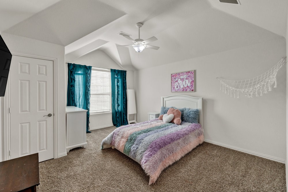 1405 Isaac Lane
