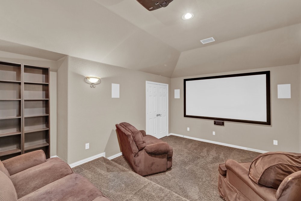 1405 Isaac Lane