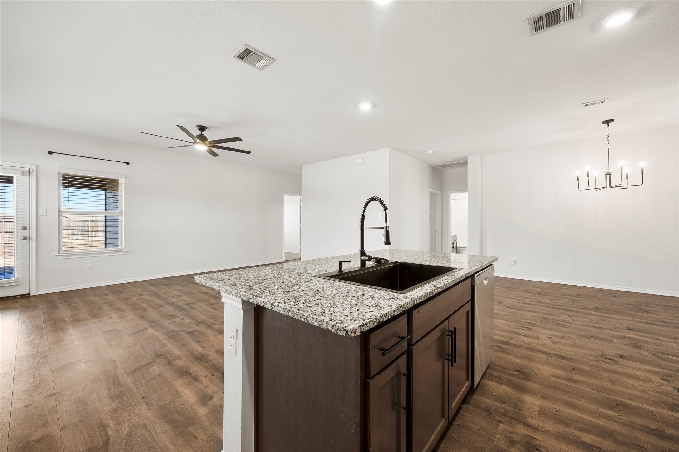 501 Farmhouse Lane