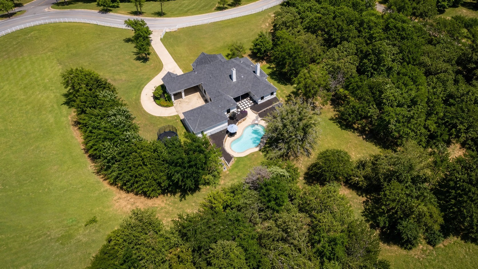 1901 Spring Mountain Road