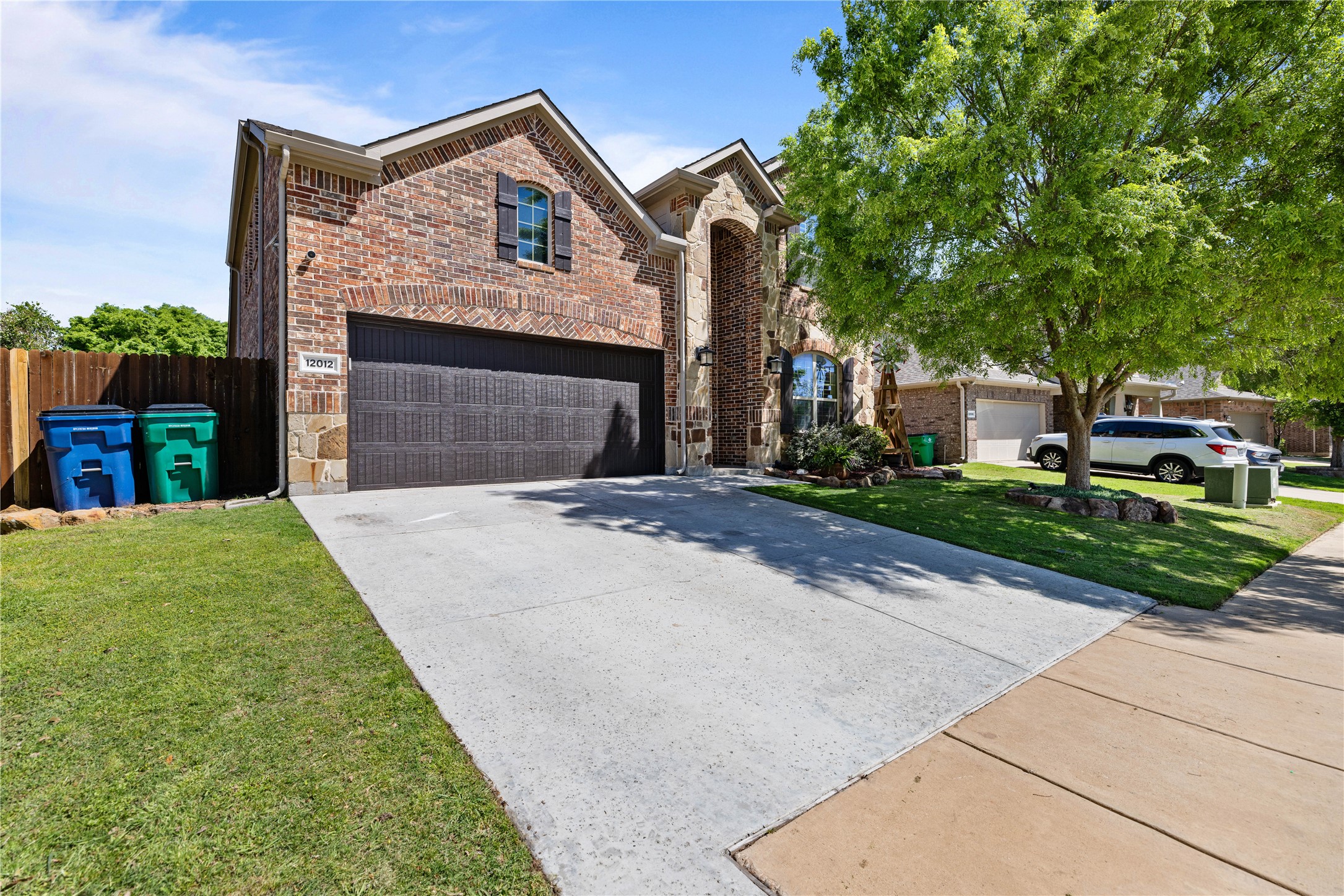 12012 Tobosa Circle
