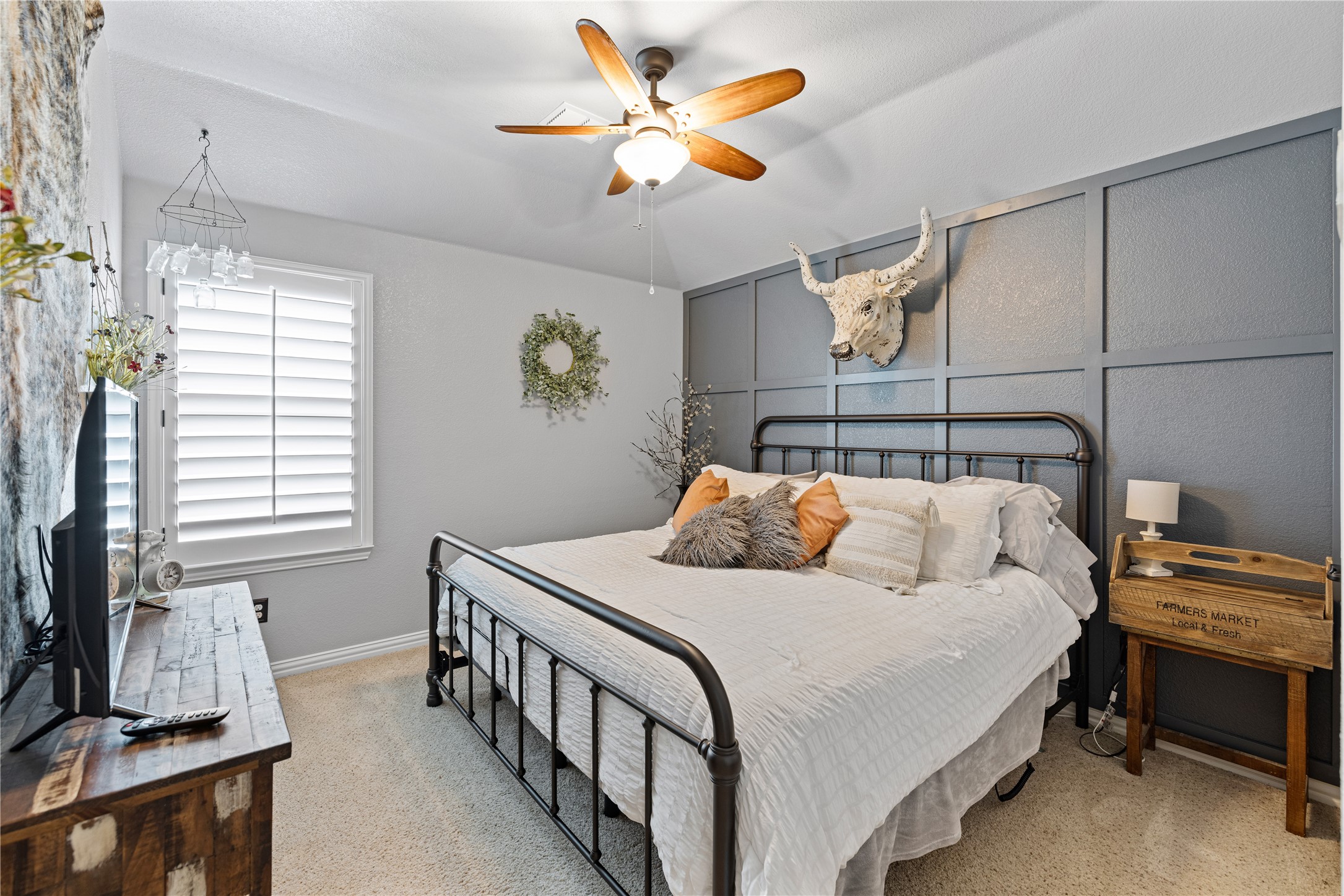 12012 Tobosa Circle