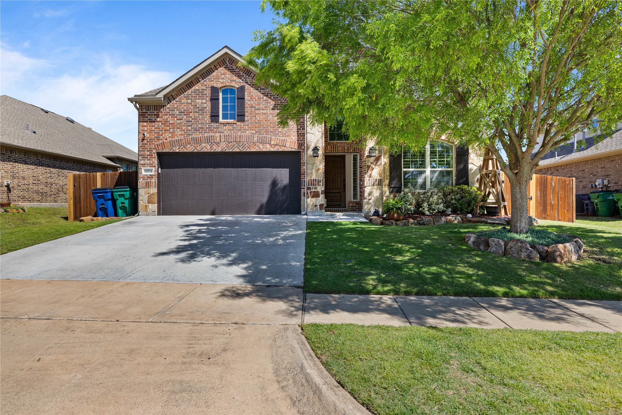 12012 Tobosa Circle