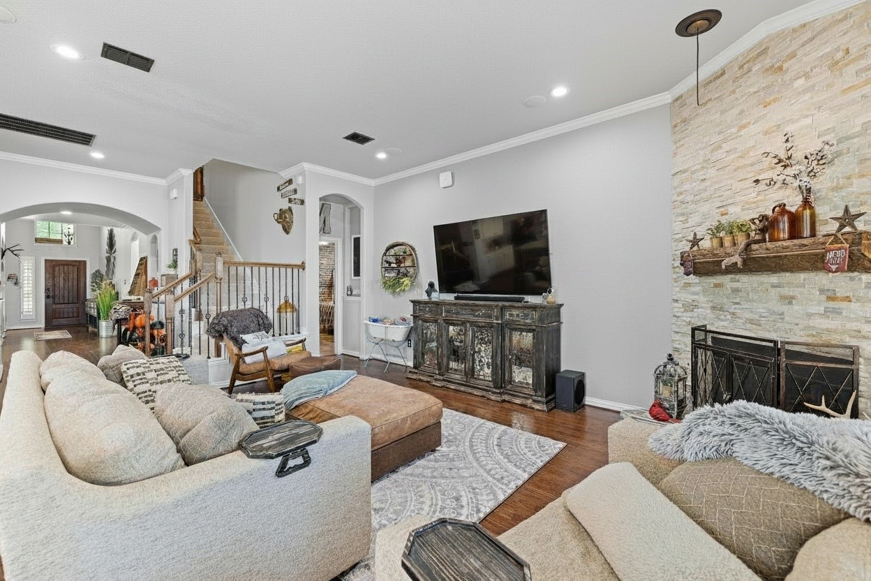 12012 Tobosa Circle