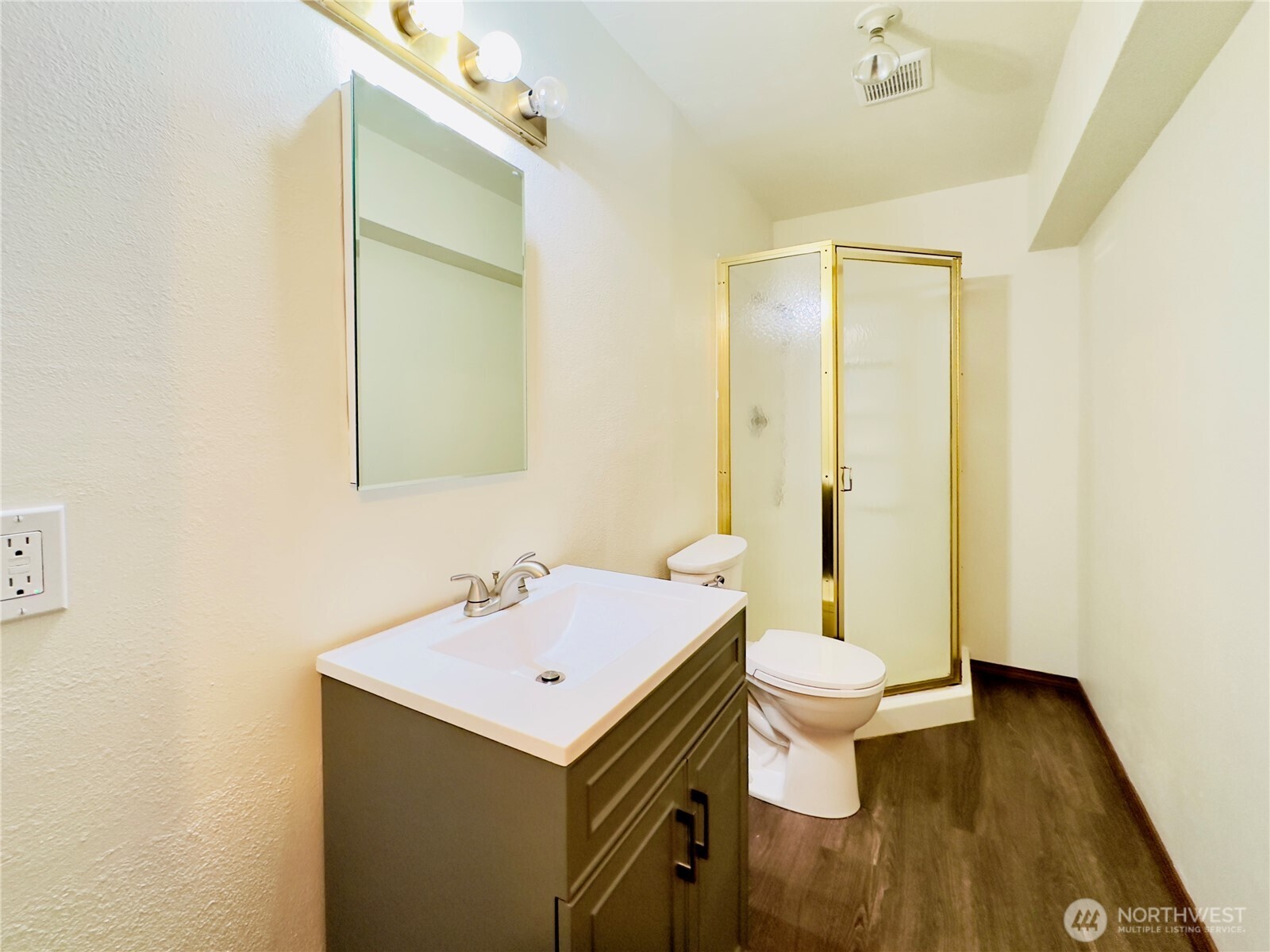 11704 132nd Avenue Ct E