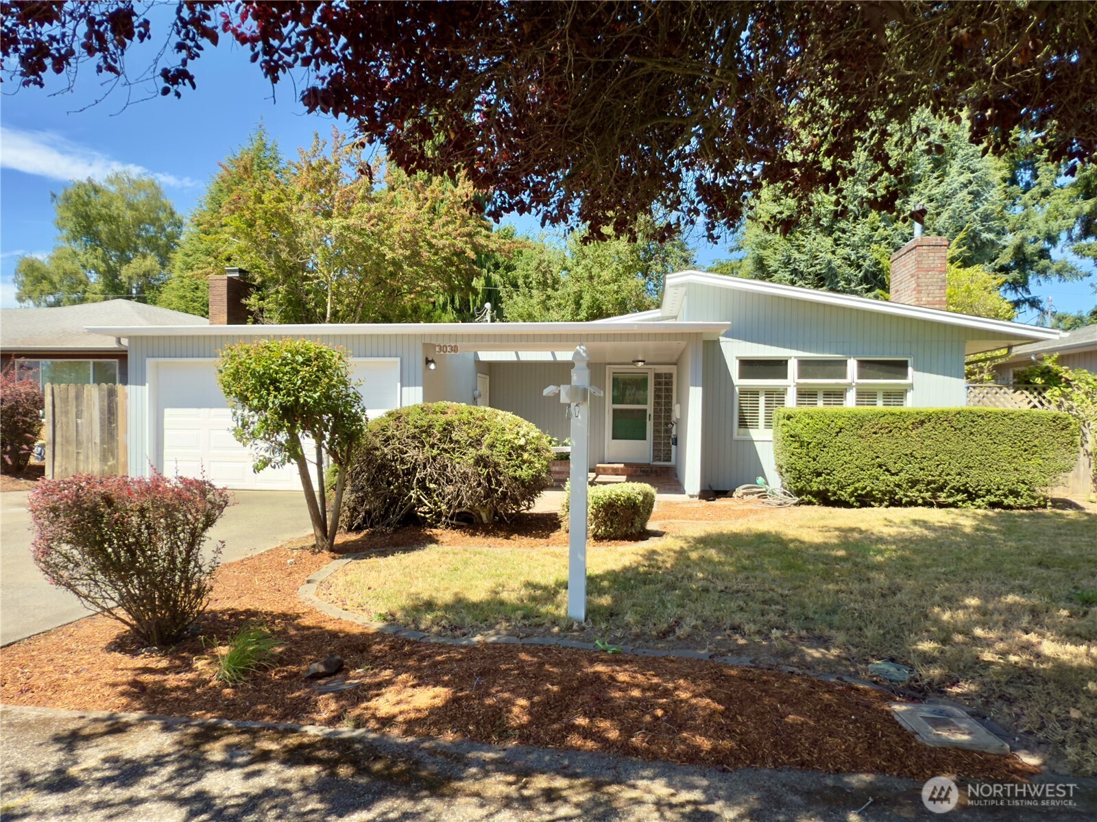 3038 Louisiana Street