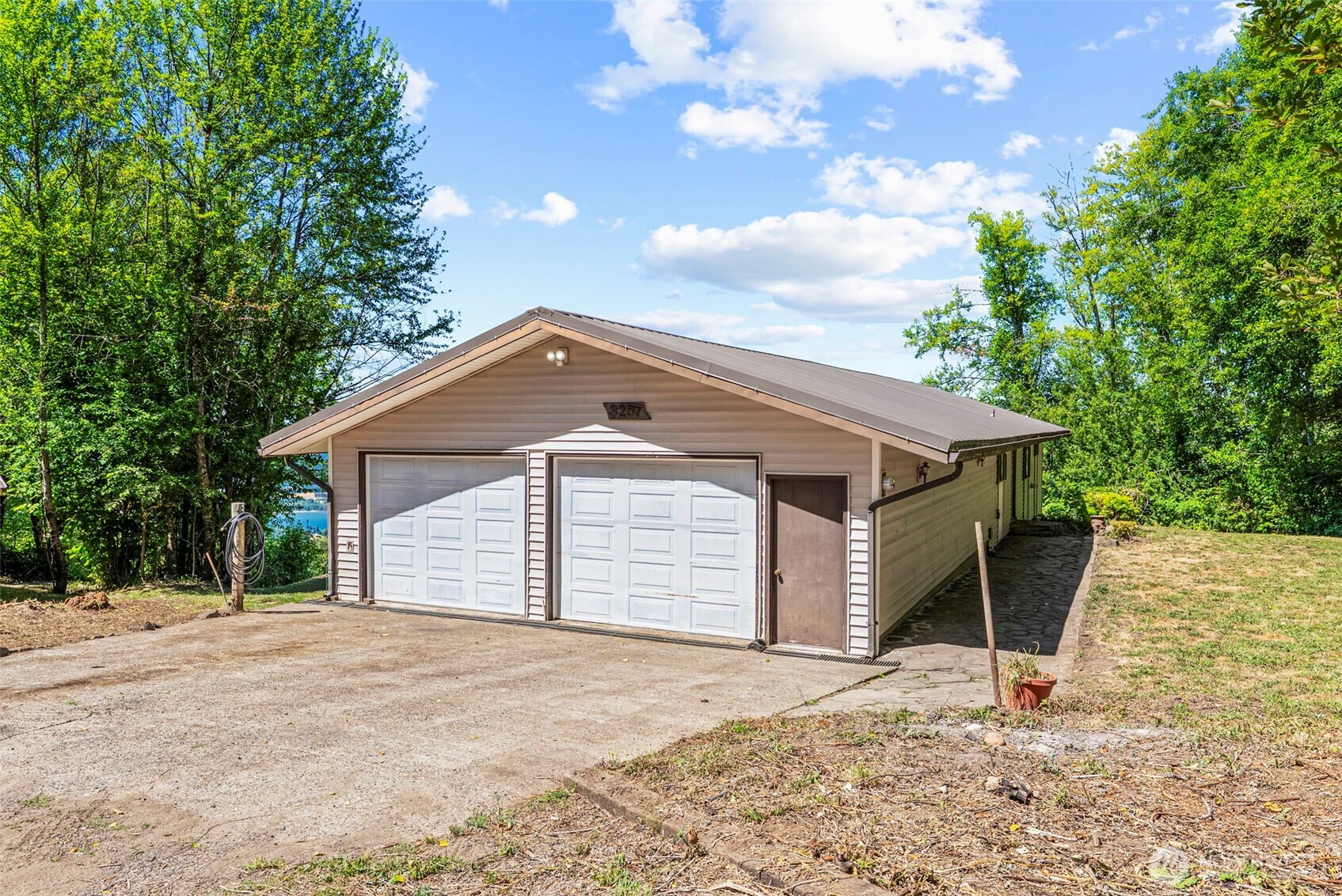 3287 Green Mountain Road