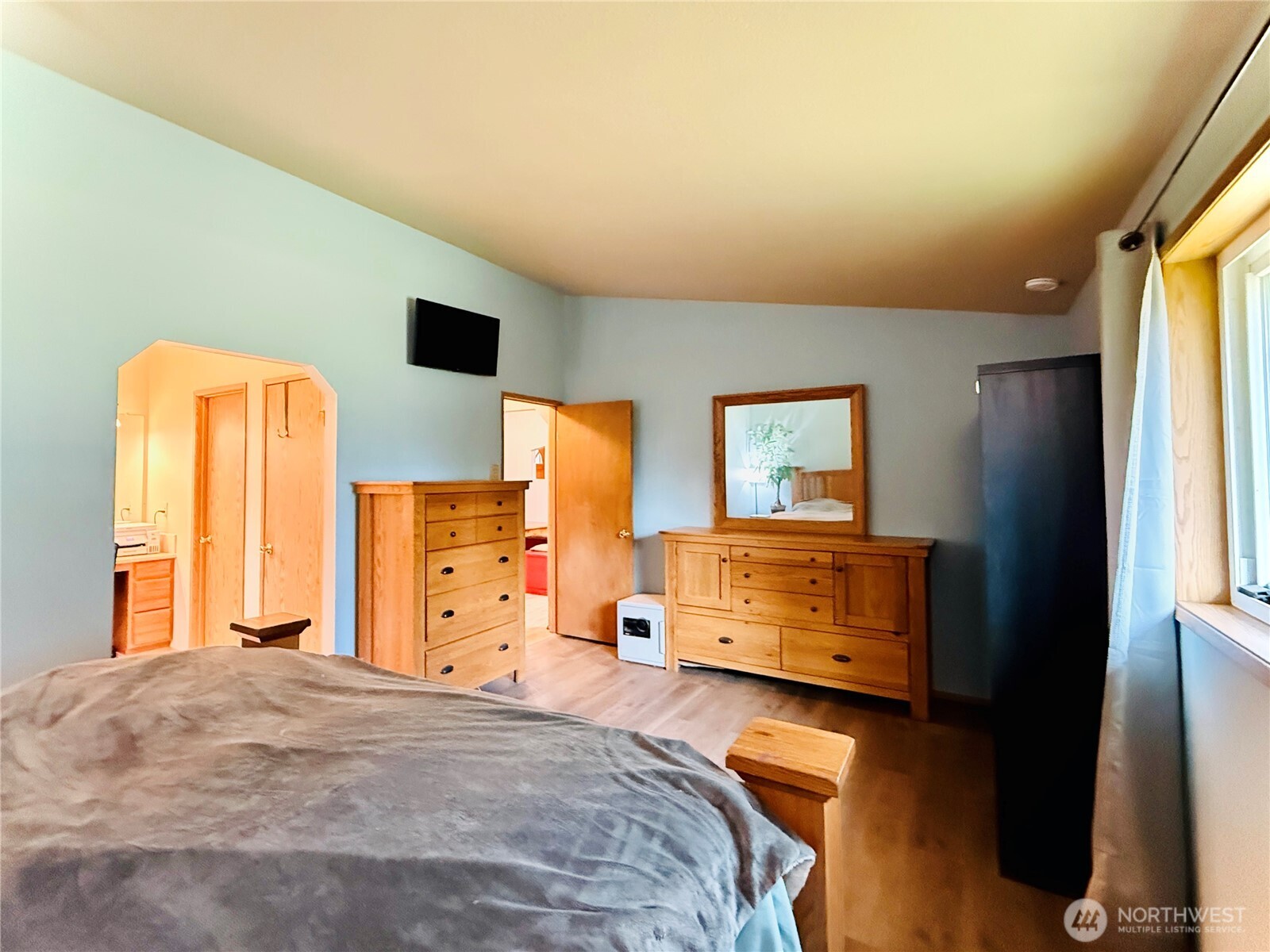 7703 NE 156th Avenue