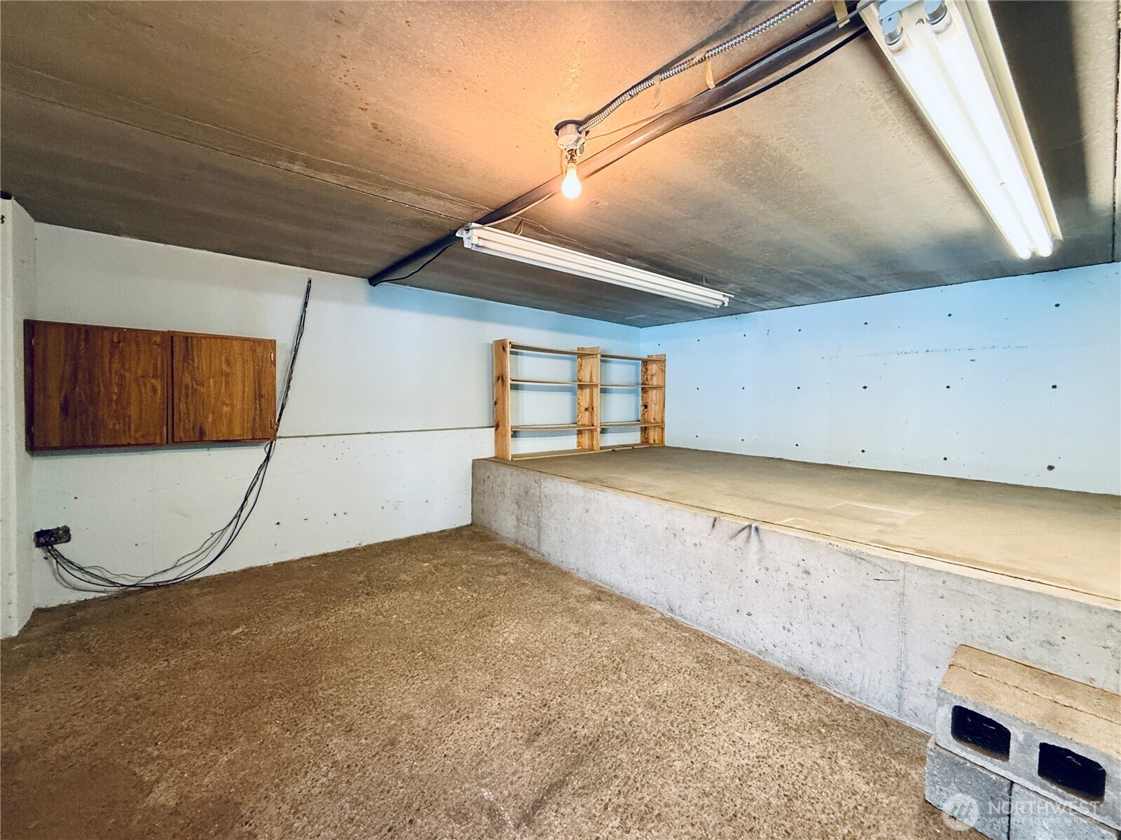 743 Marine View Drive Unit: 8