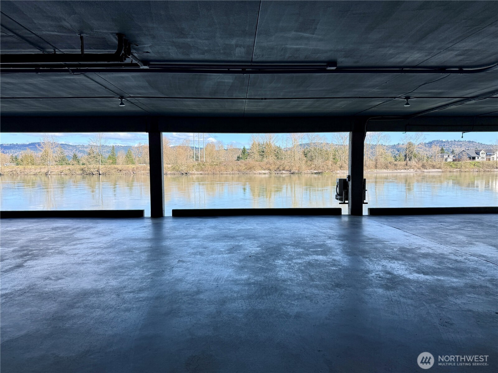 743 Marine View Drive Unit: 8