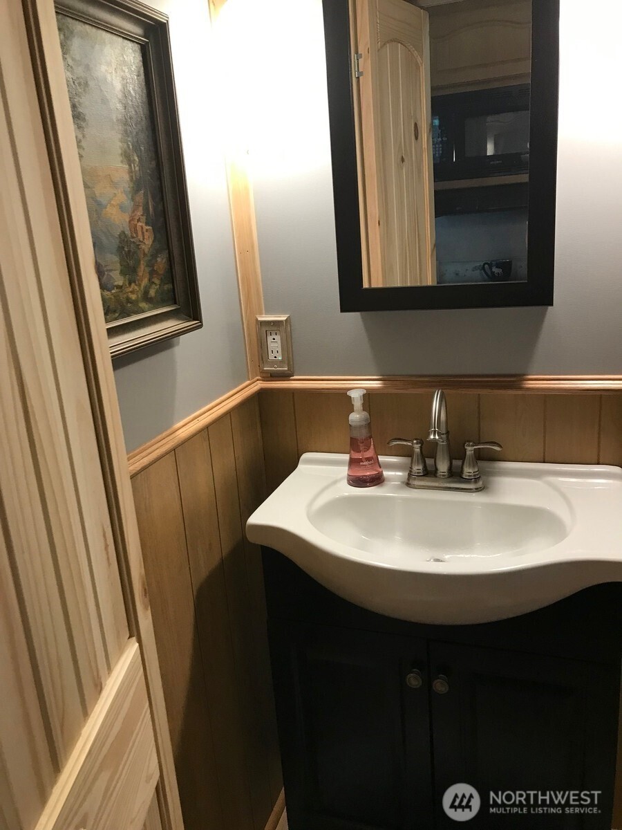 24607 Columbia Tie Road Unit: 41/21