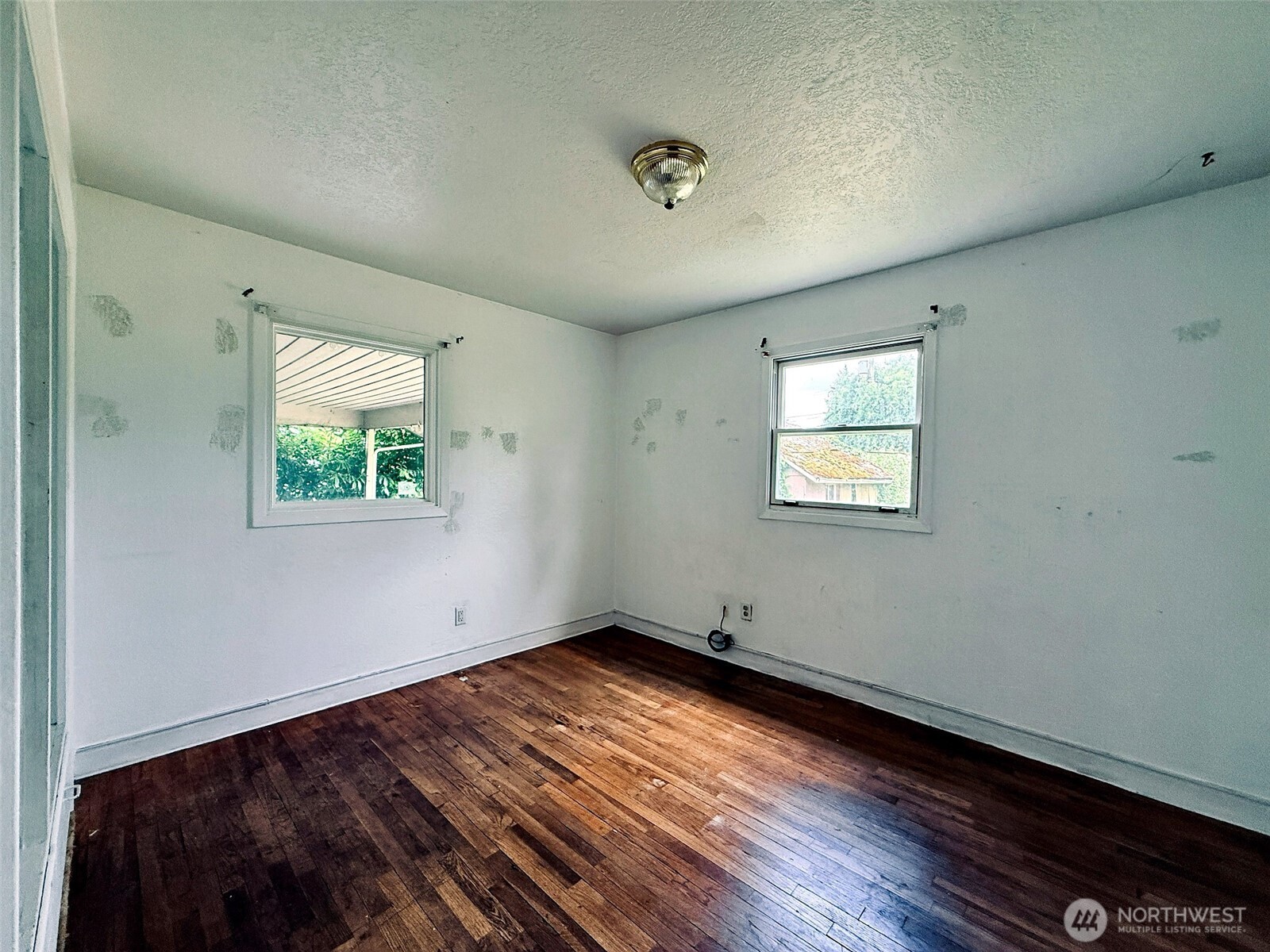2827 Ocean Beach Highway