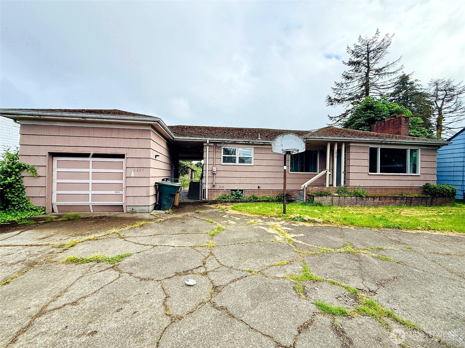 2827 Ocean Beach Highway
