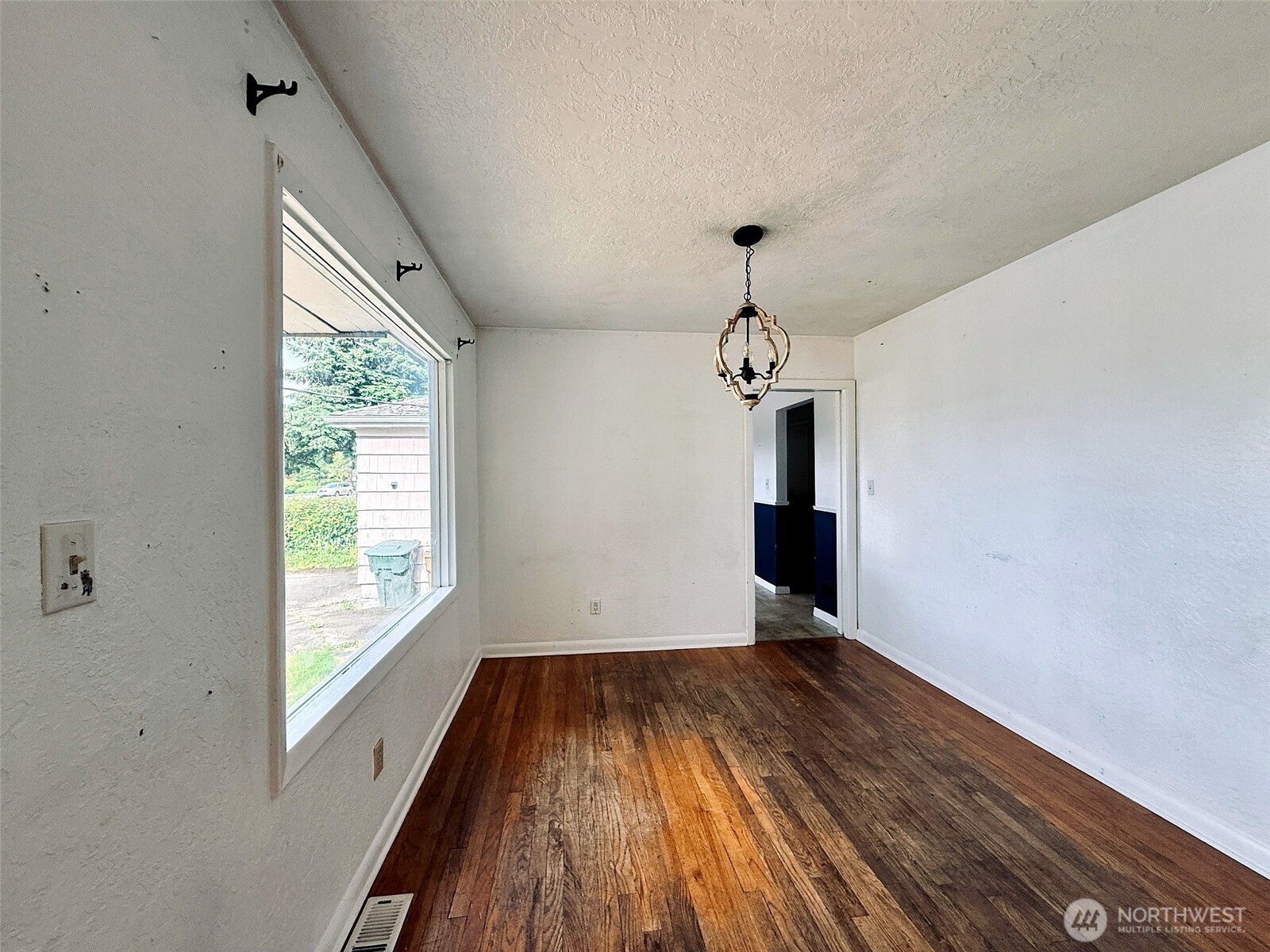 2827 Ocean Beach Highway