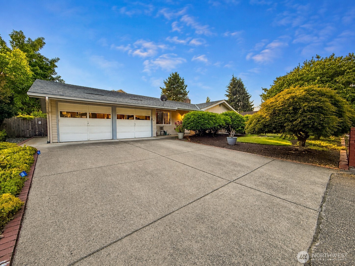 8601 NE 57th Street