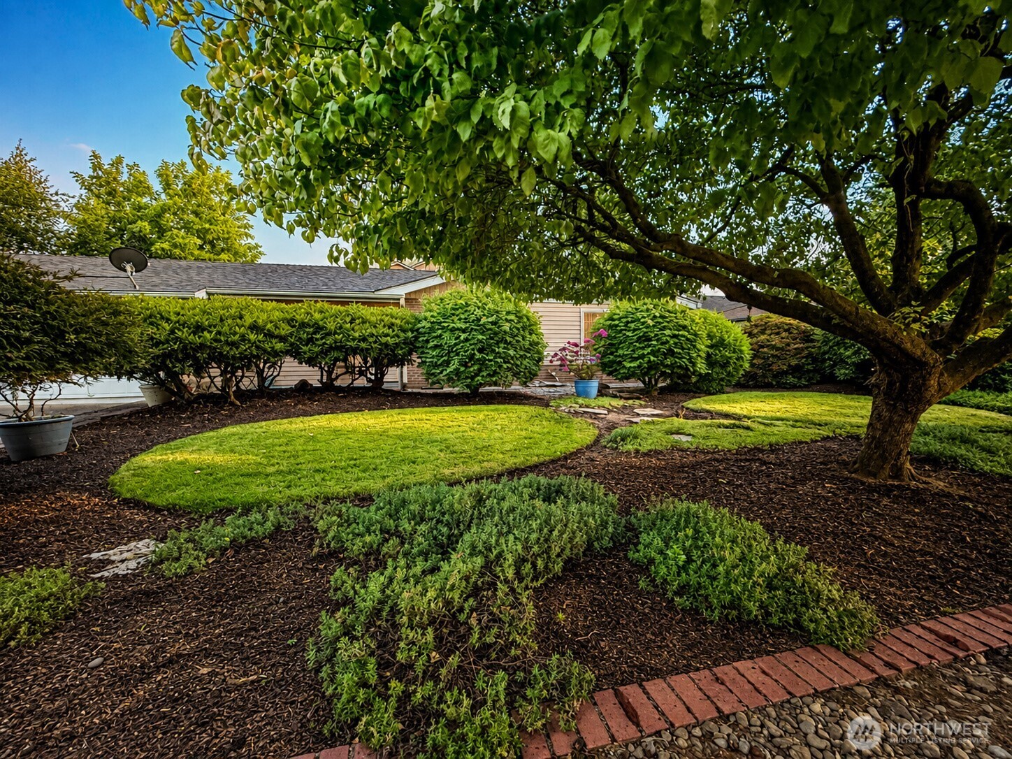 8601 NE 57th Street