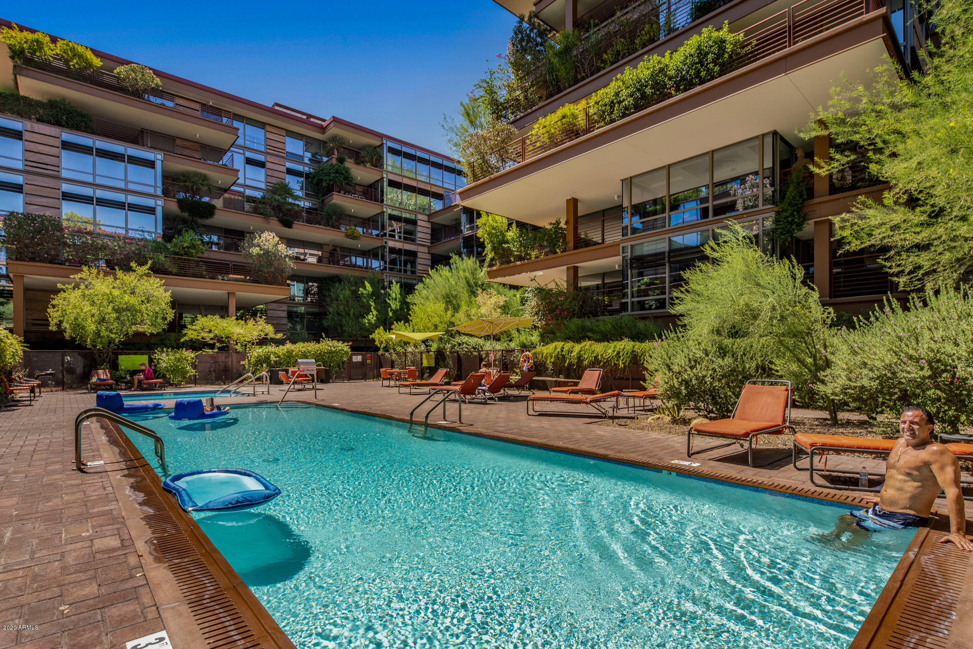 7137 E Rancho Vista Drive Unit: 3003