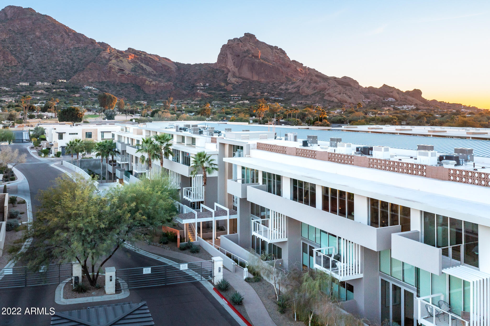 5455 E LINCOLN Drive Unit: 3002&4