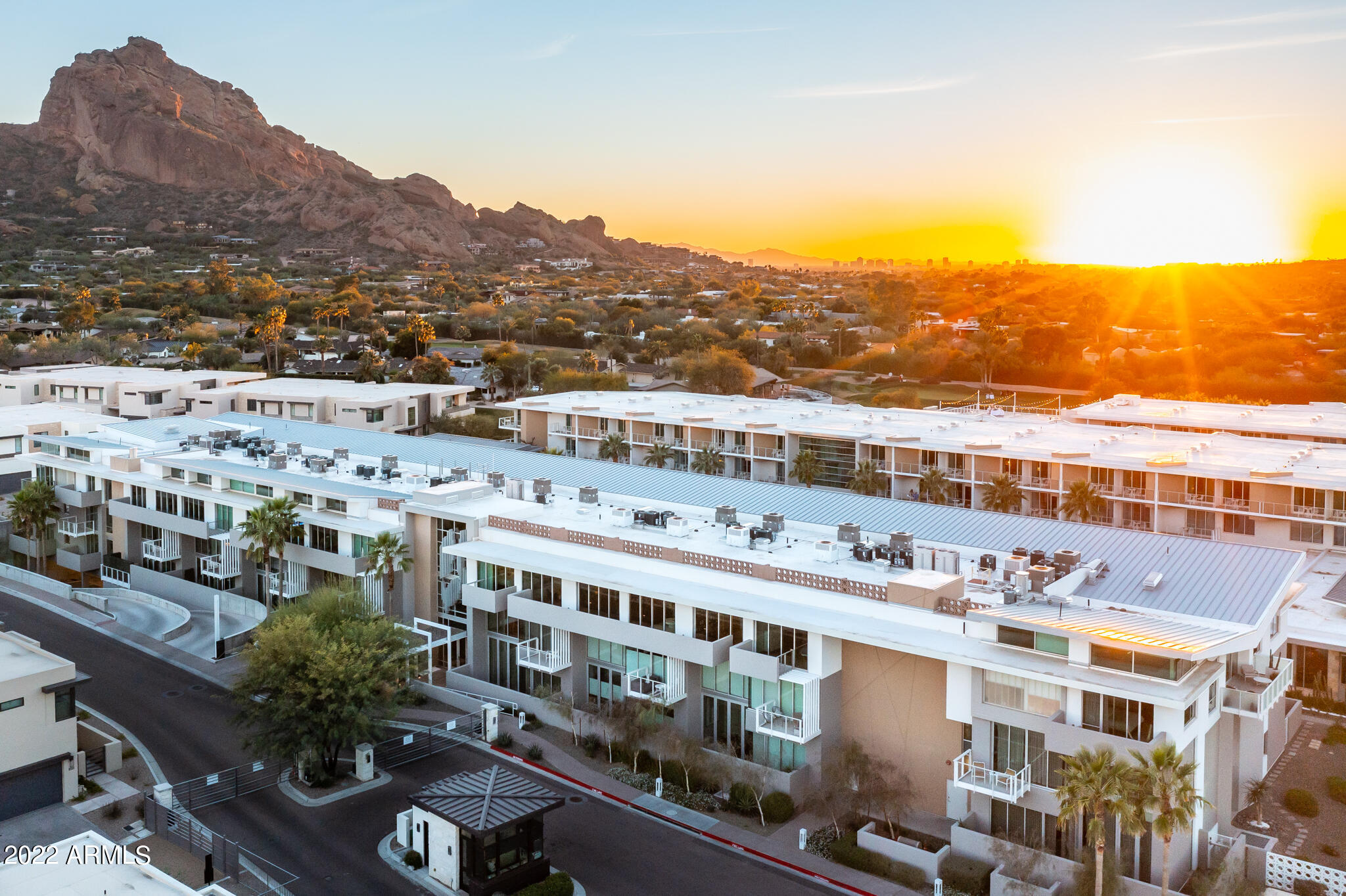 5455 E LINCOLN Drive Unit: 3002&4