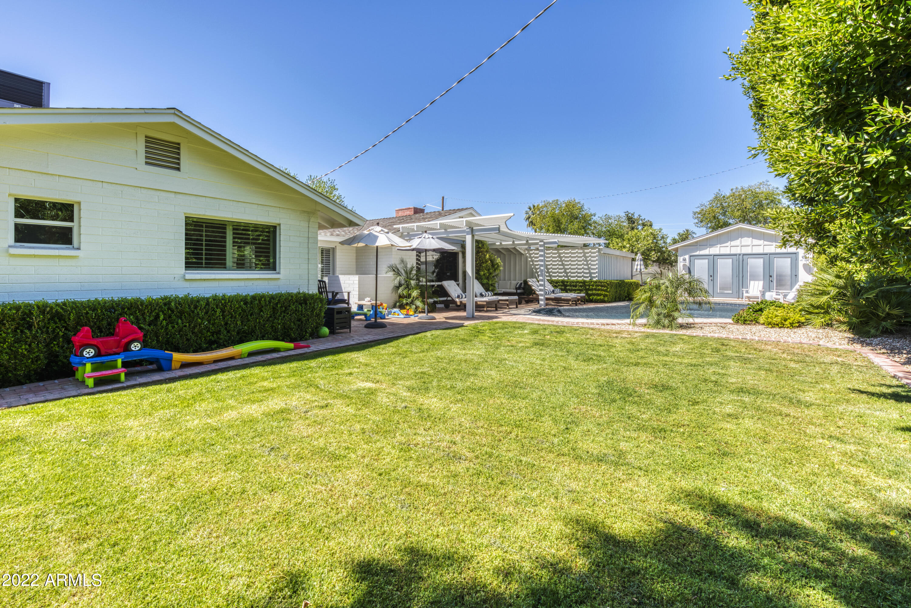 4814 E FLOWER Street