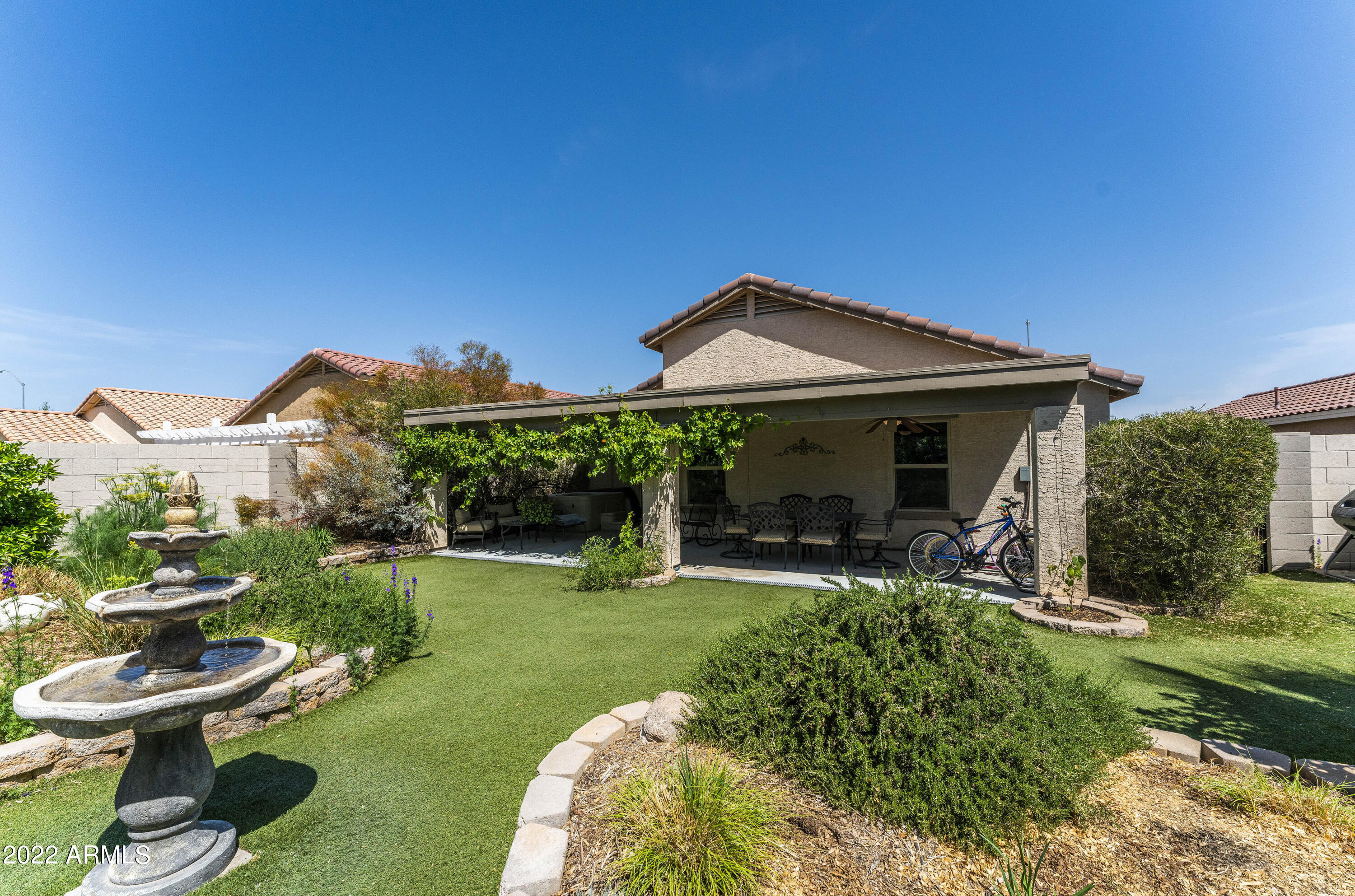 8437 E MILAGRO Circle