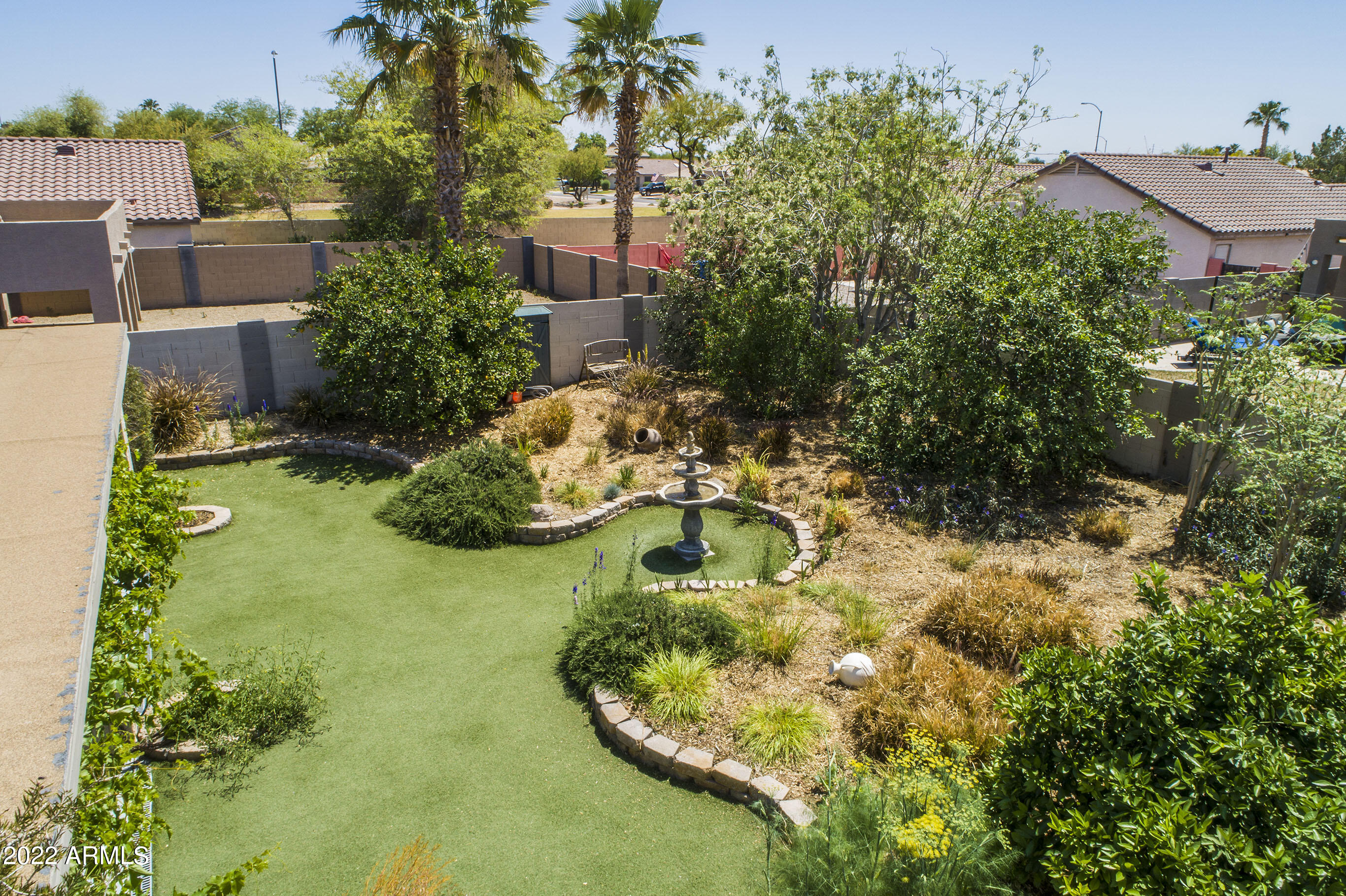 8437 E MILAGRO Circle