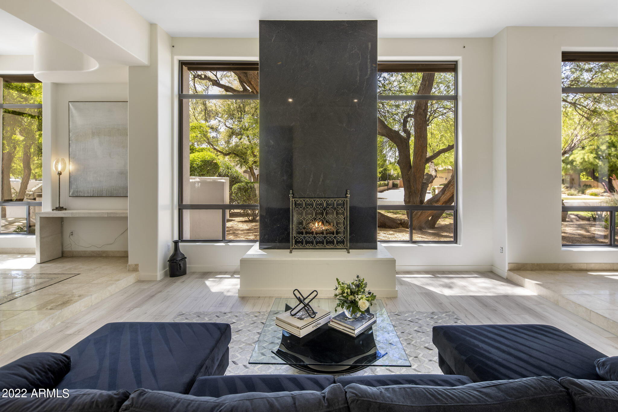 8487 N Canta Bello --