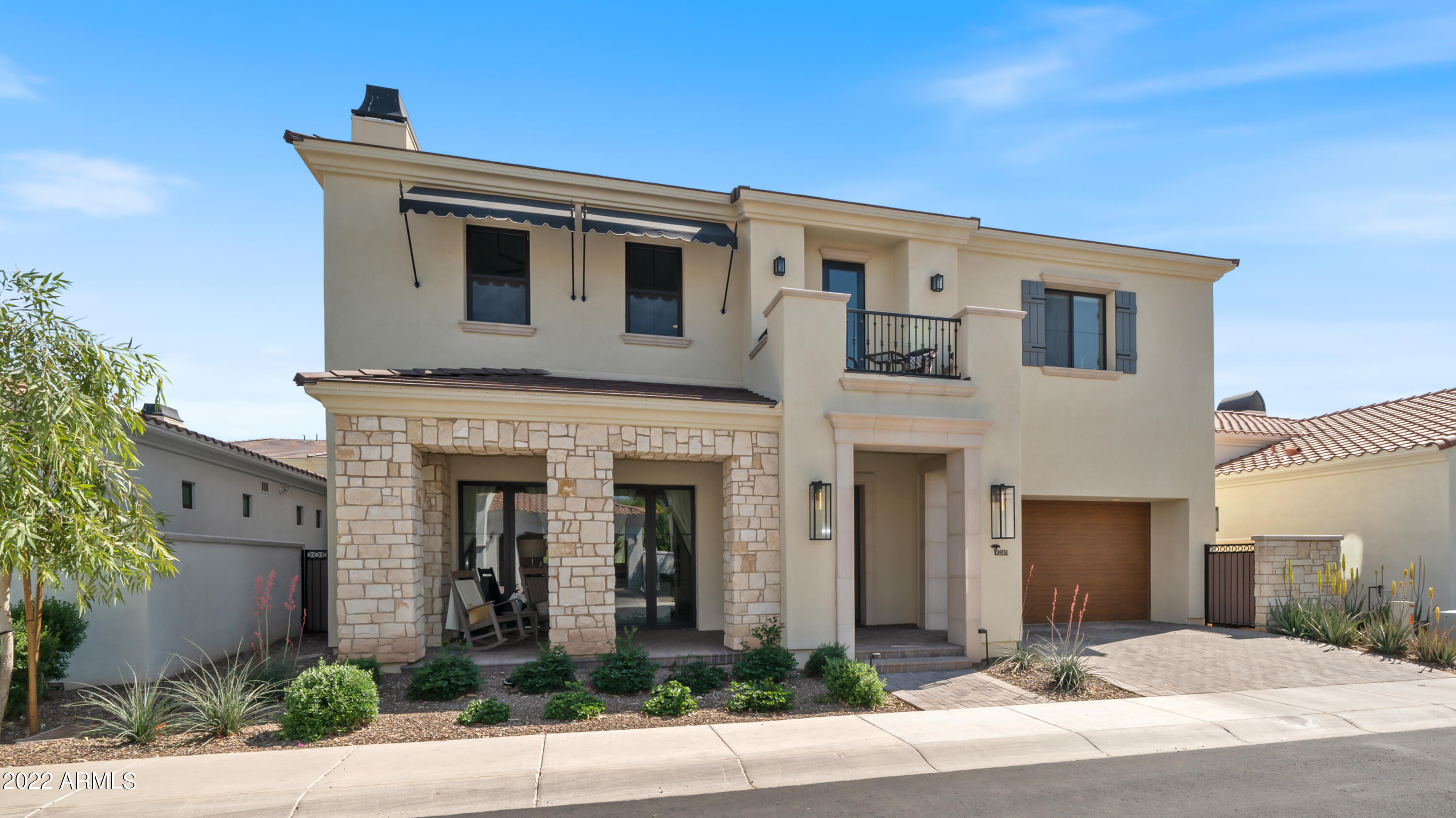 3931 E CRITTENDEN Lane