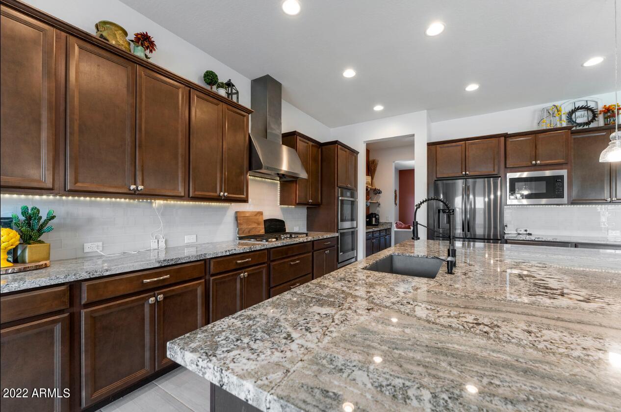 3565 E STARFLOWER Drive