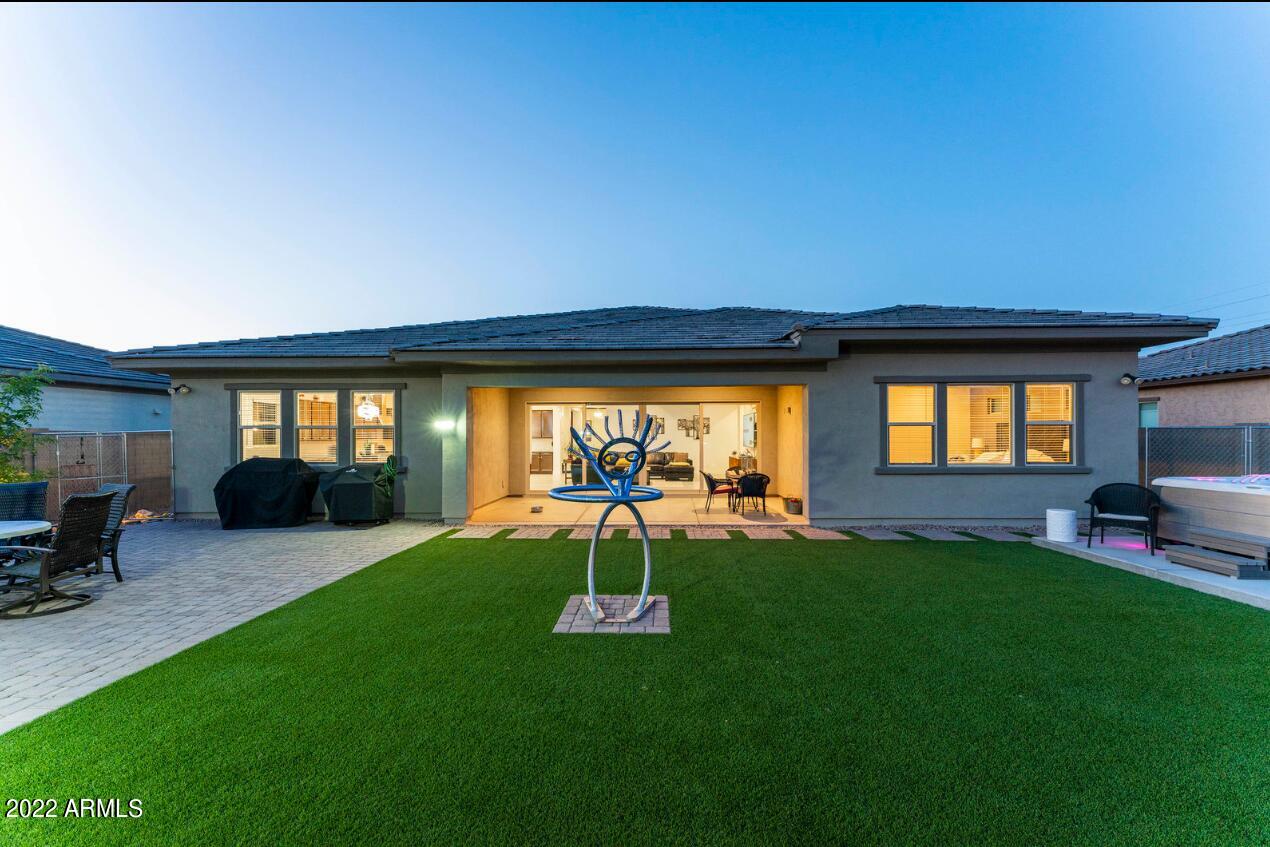 3565 E STARFLOWER Drive