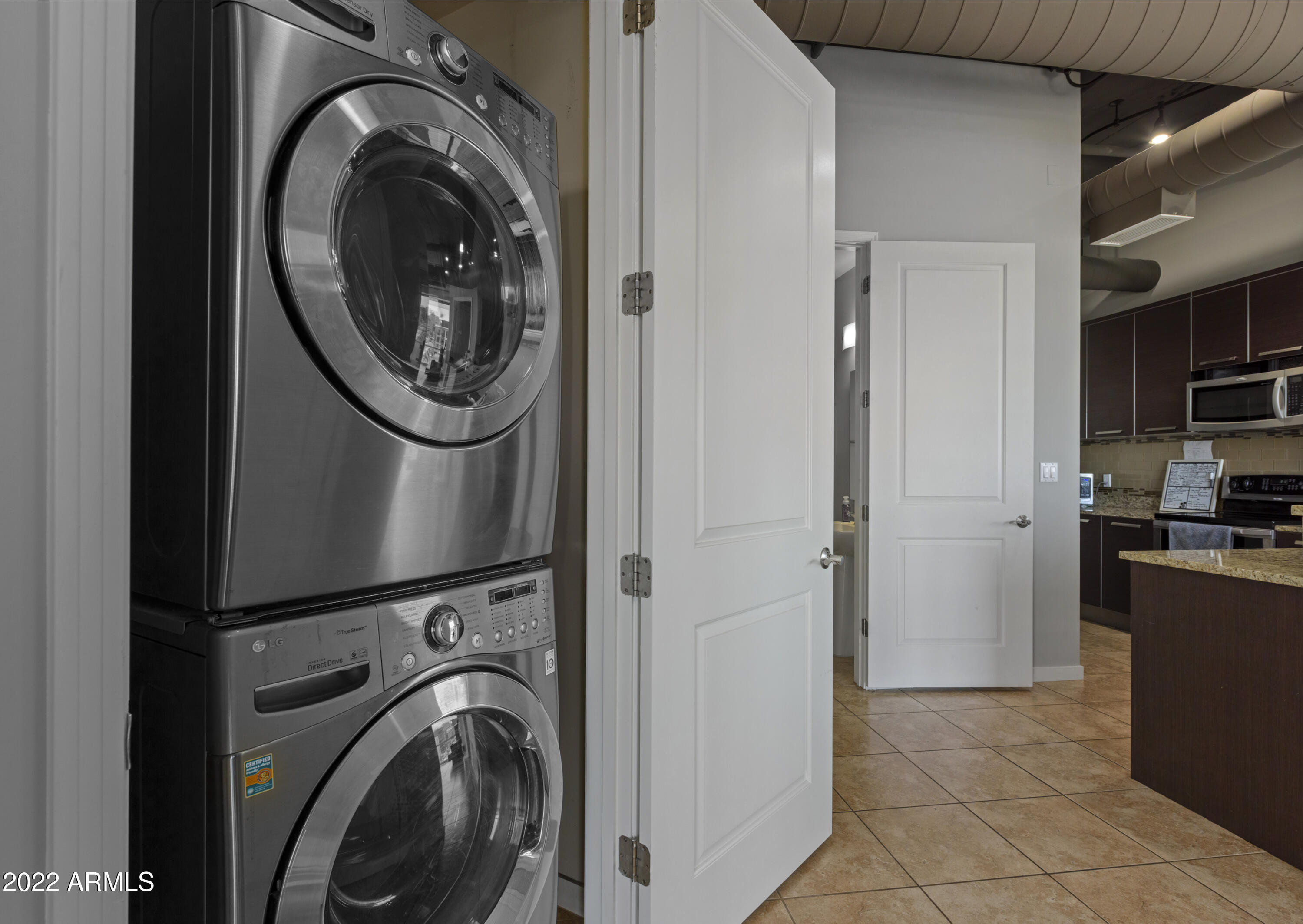 1 E LEXINGTON Avenue Unit: 610