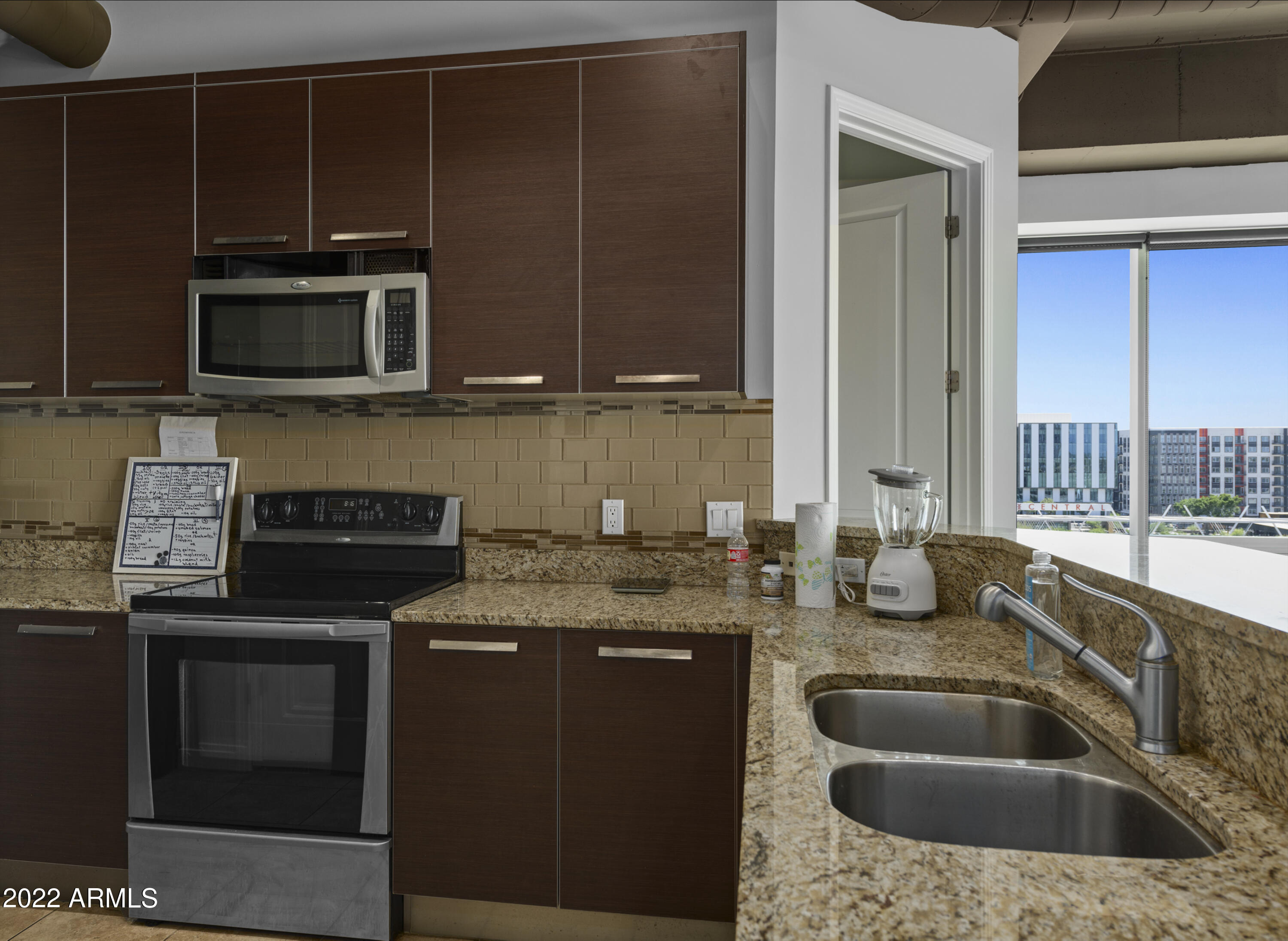 1 E LEXINGTON Avenue Unit: 610