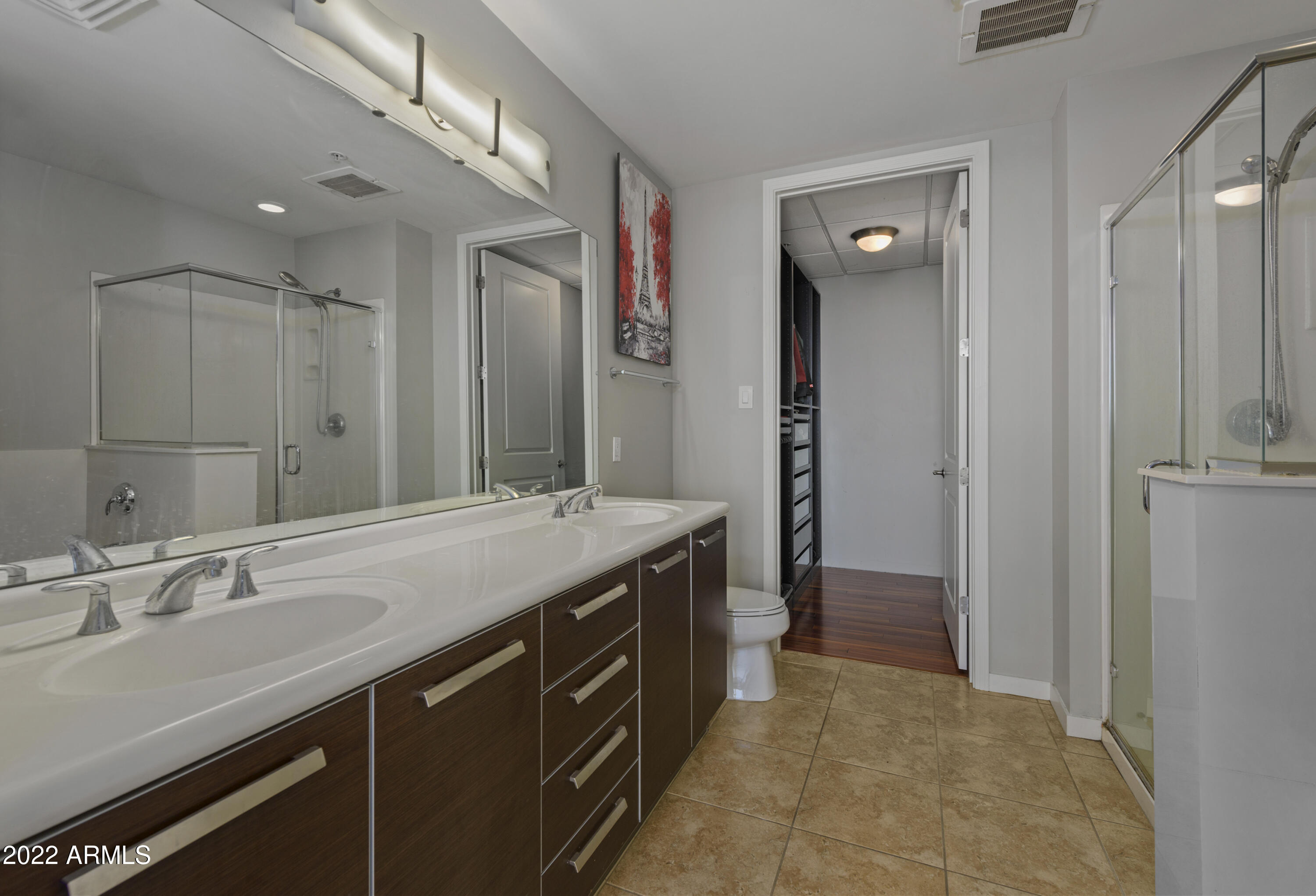 1 E LEXINGTON Avenue Unit: 610