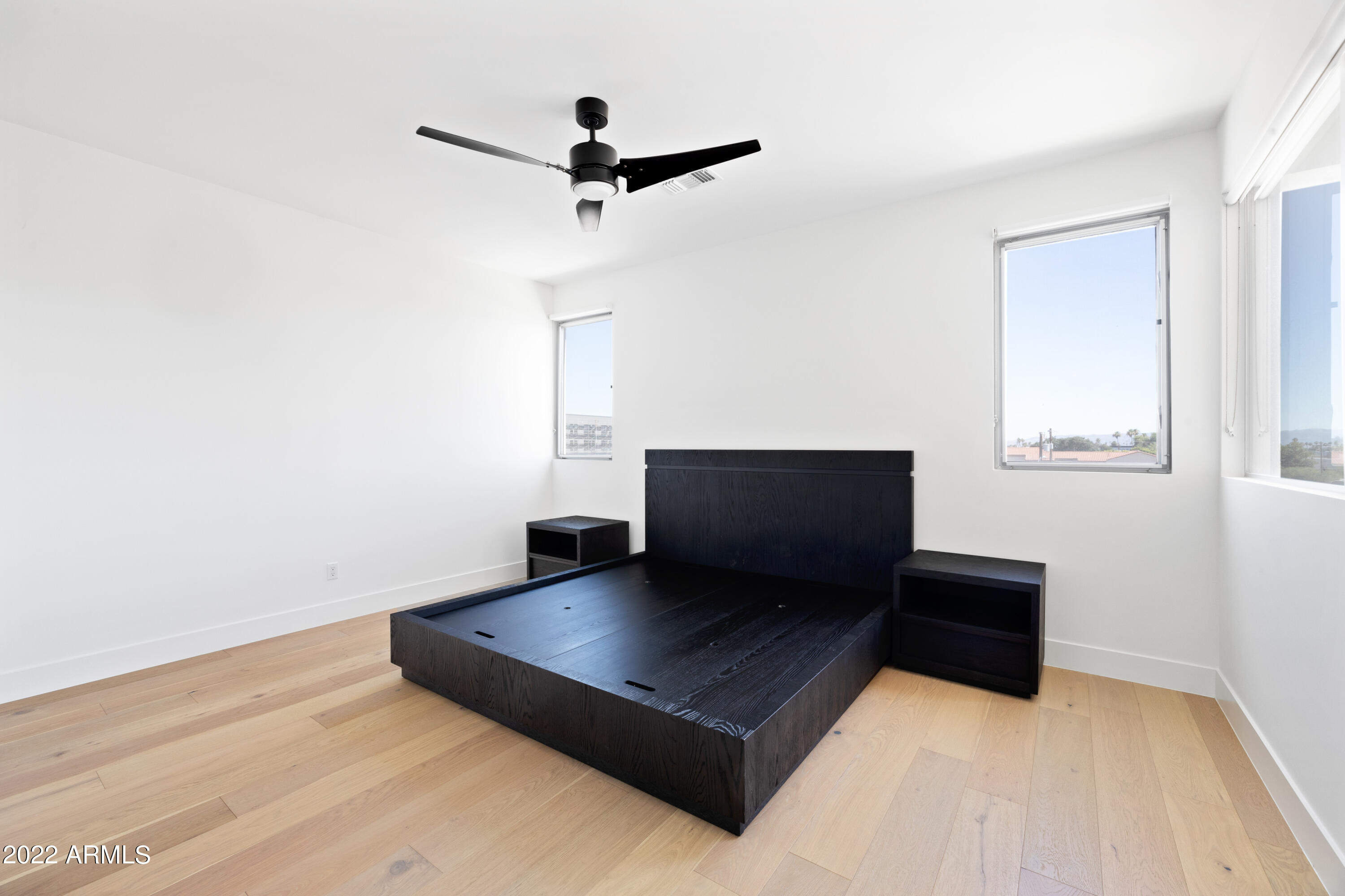 3150 E GLENROSA Avenue Unit: 2