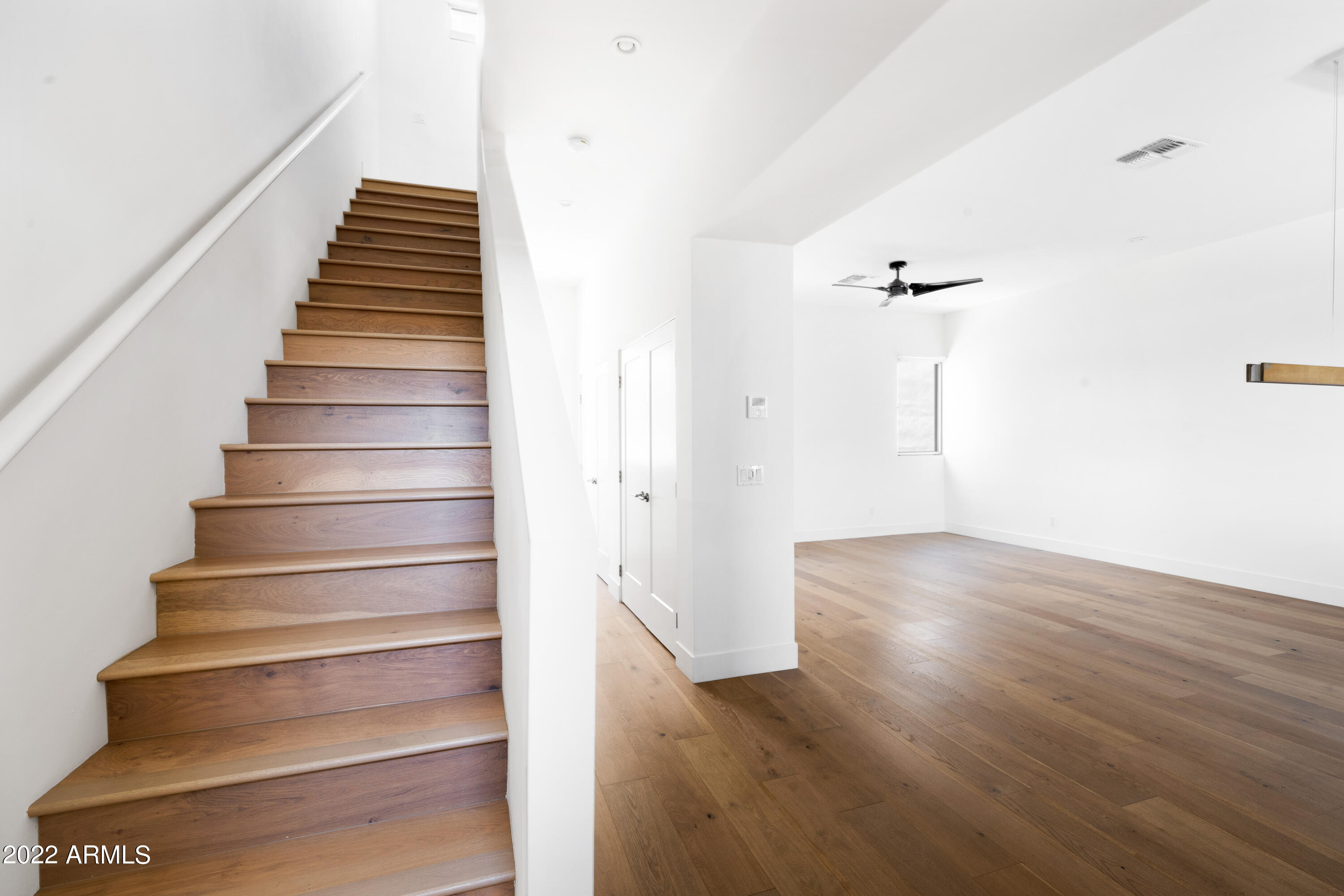 3150 E GLENROSA Avenue Unit: 2