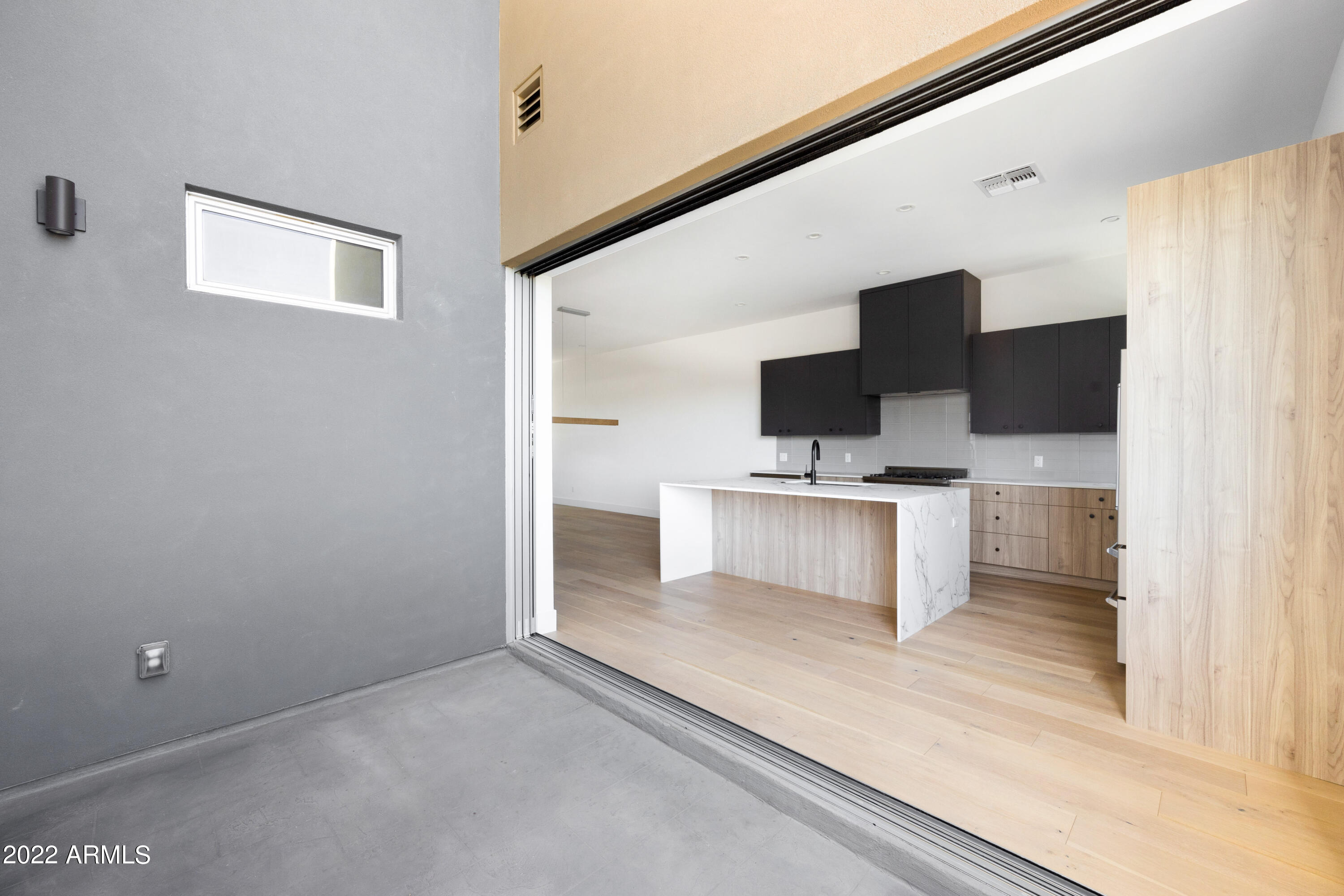3150 E GLENROSA Avenue Unit: 2