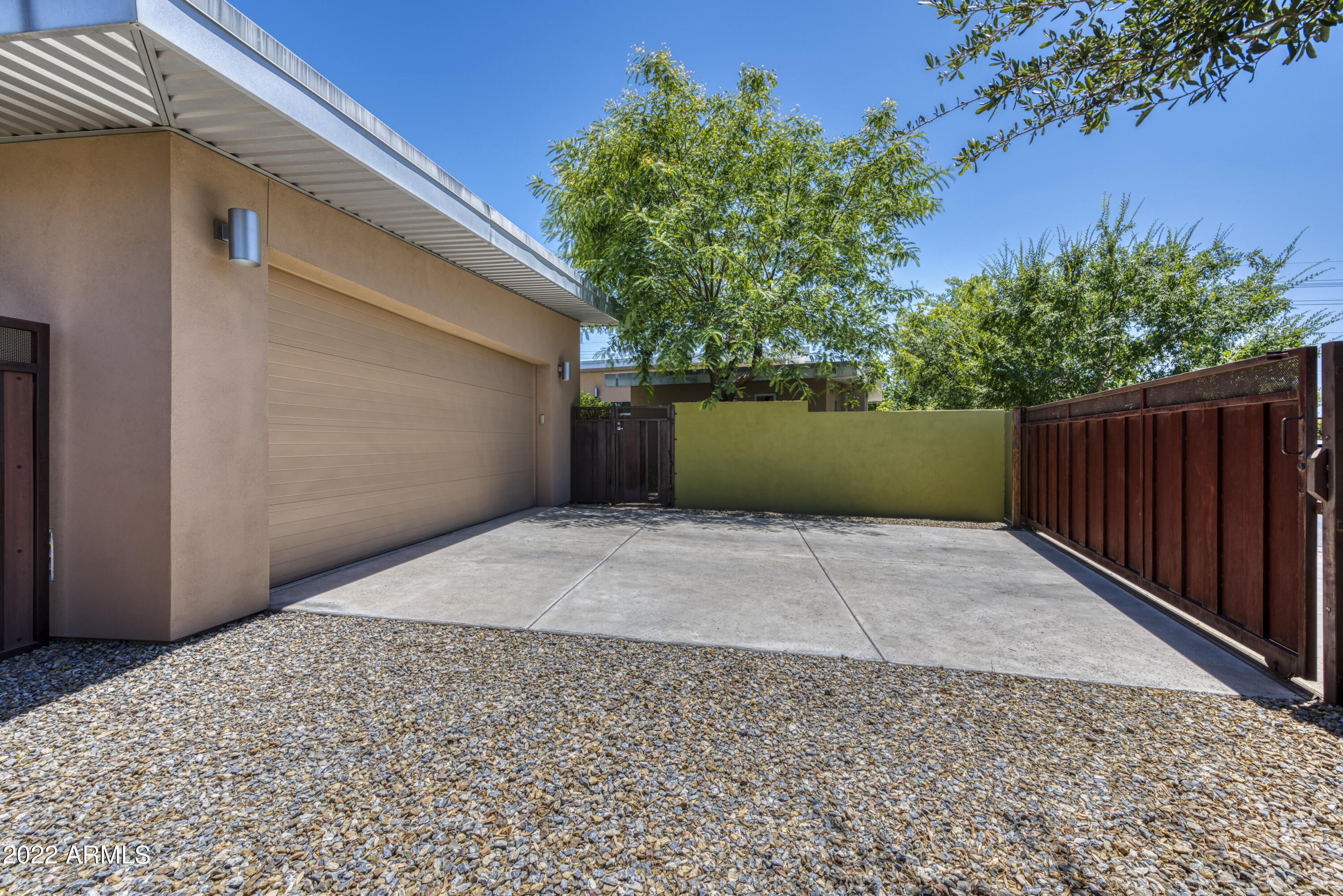 4502 E OSBORN Road