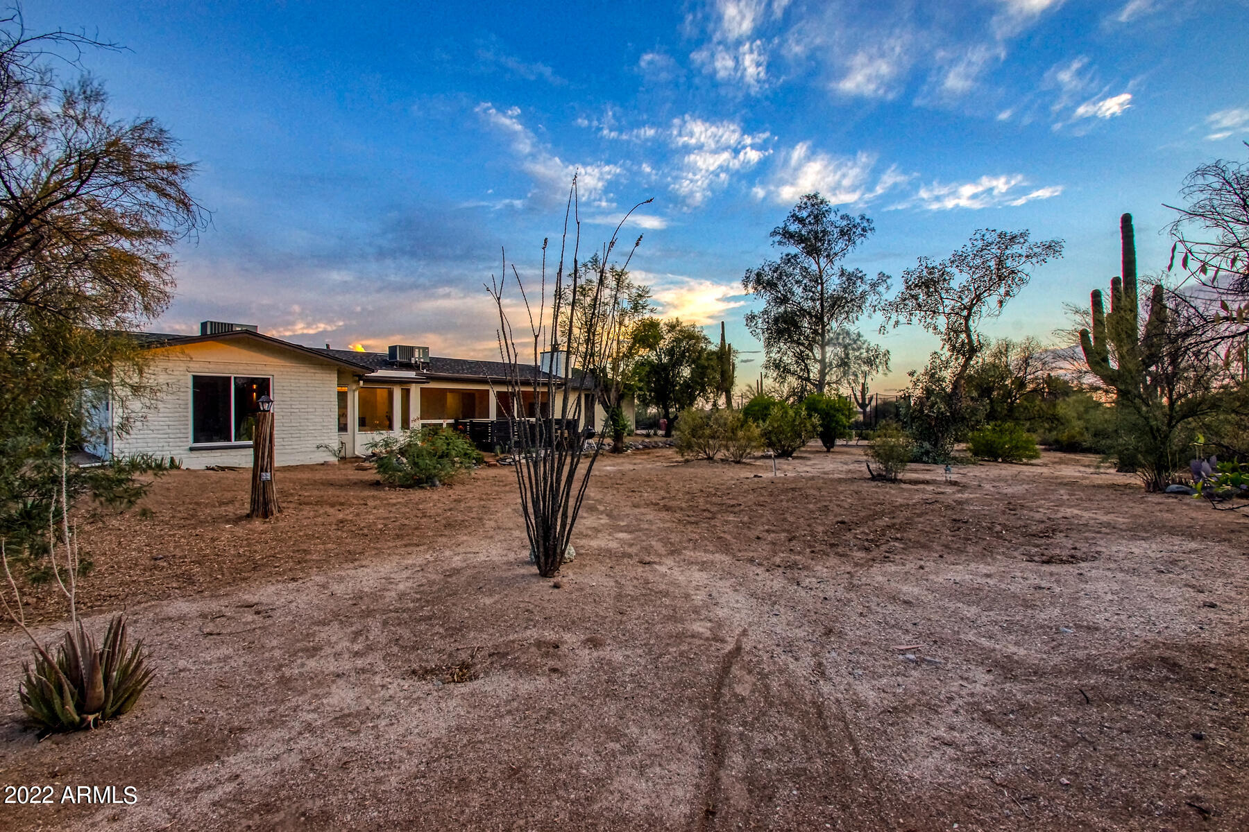 6428 E RED BIRD Road
