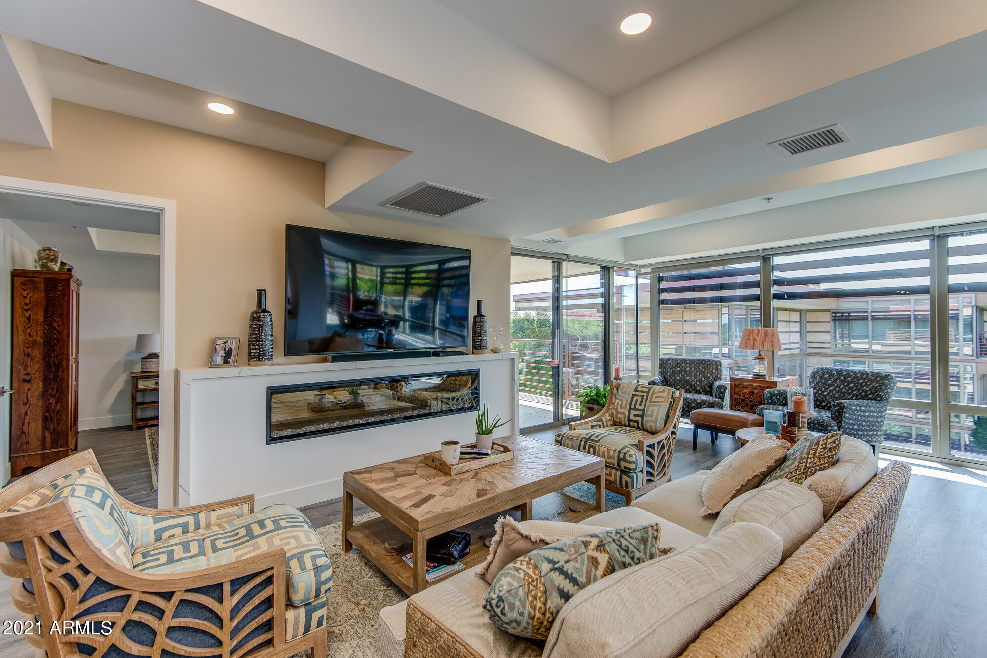 7137 E RANCHO VISTA Drive Unit: 7008